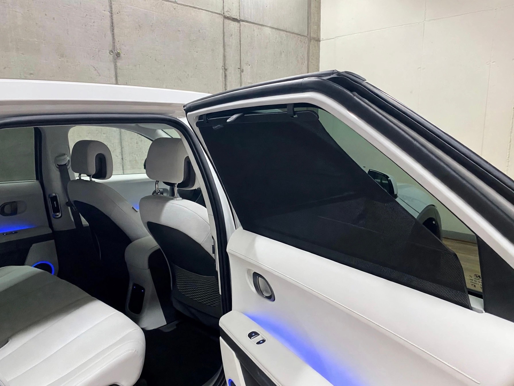 HYUNDAI Ioniq 5 *Swiss*Vertex*84kWh*Facelift*4WD*-image-25