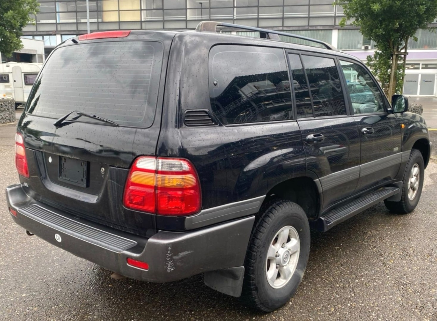 TOYOTA Land Cruiser 500 4.7 S.Saloon-image-3