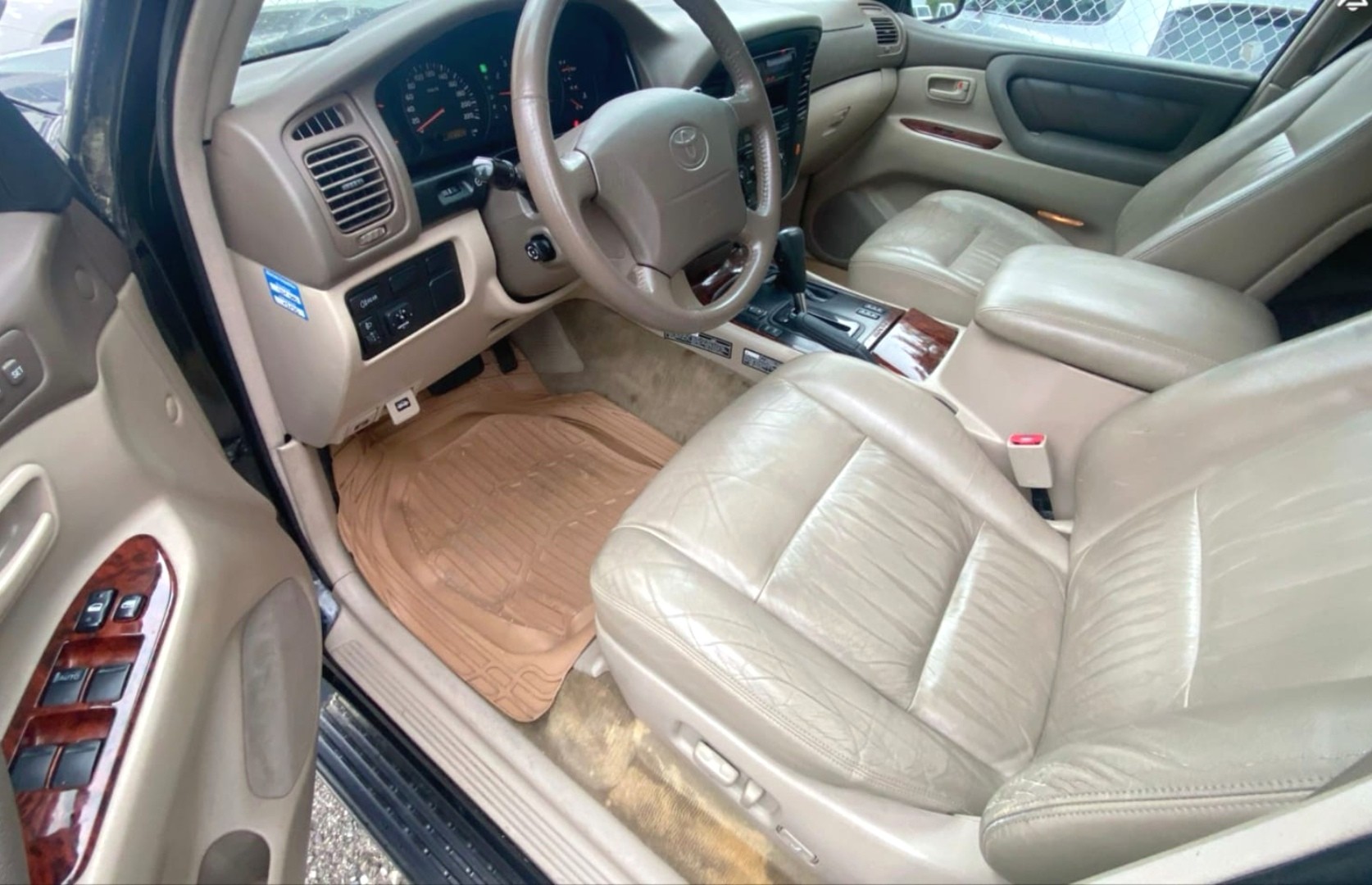 TOYOTA Land Cruiser 500 4.7 S.Saloon-image-9