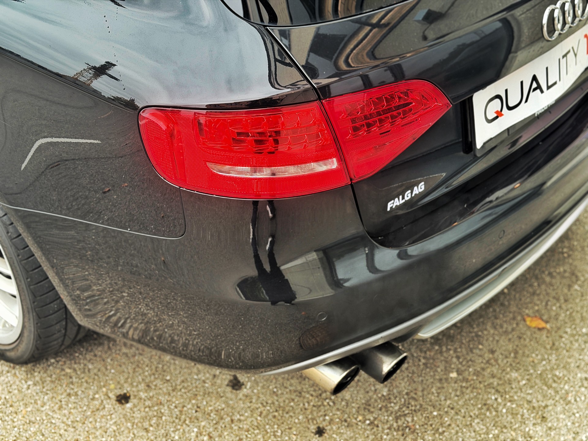 AUDI S4 Avant 3.0 TFSI quattro S-tronic-image-12