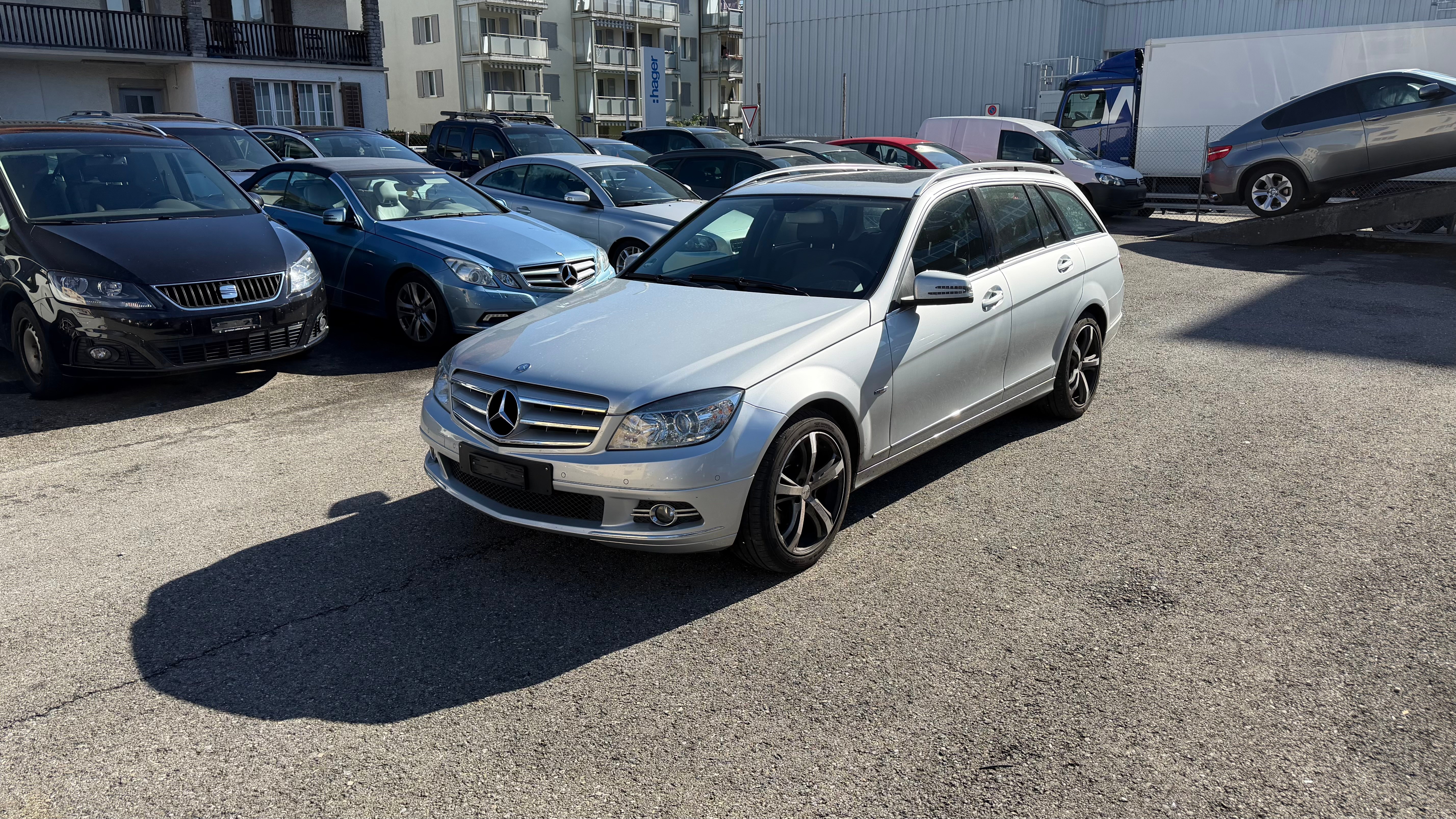 Car photo