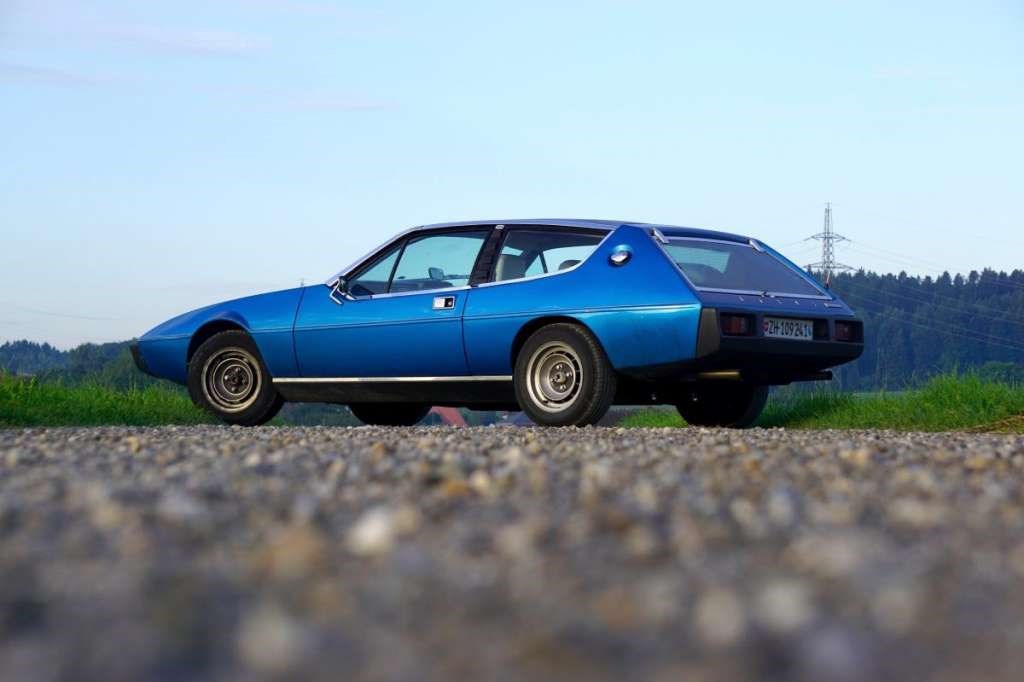 LOTUS ELITE-image-2