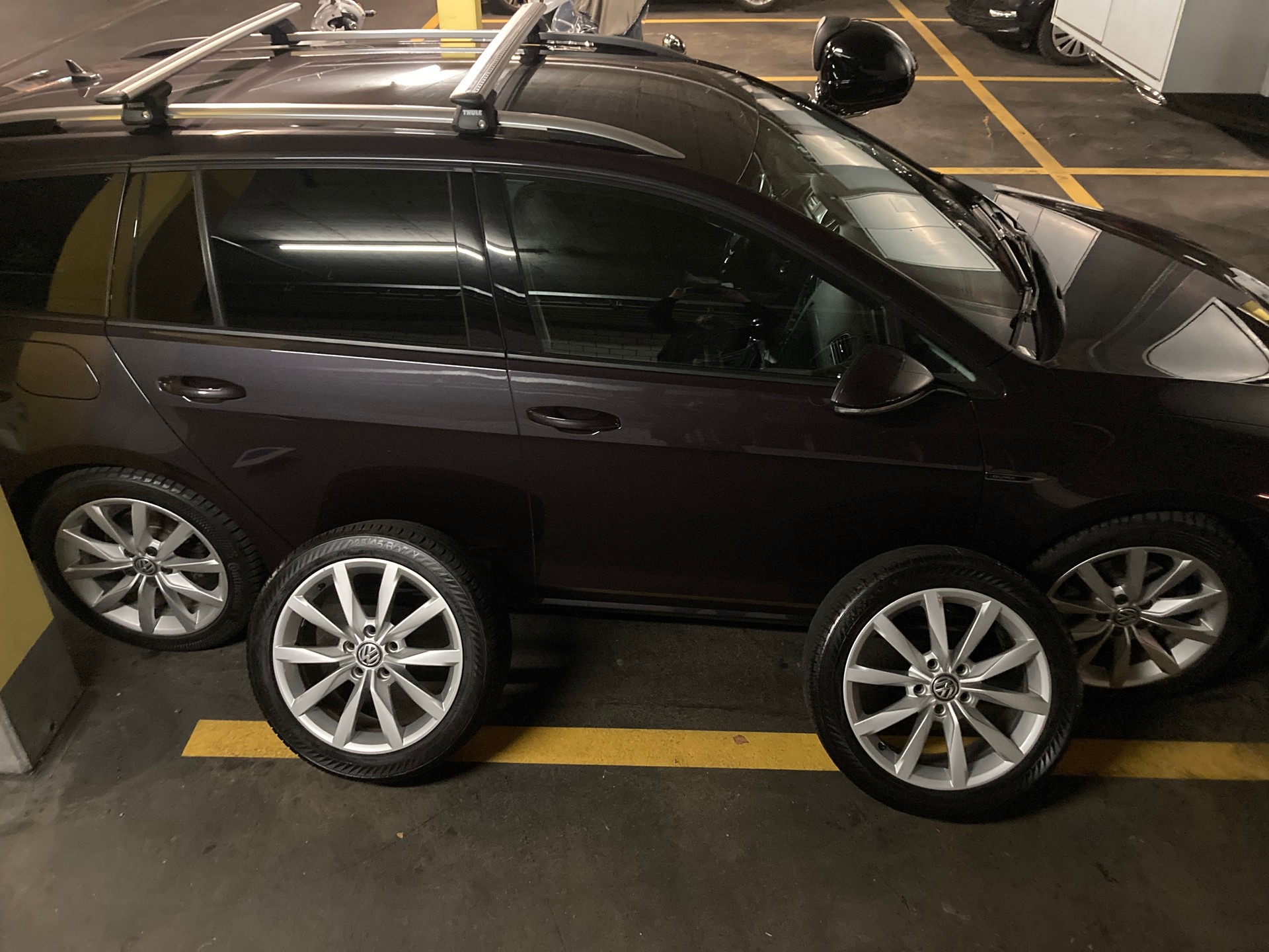 VW Golf Variant 1.4 TSI Lounge-image-5