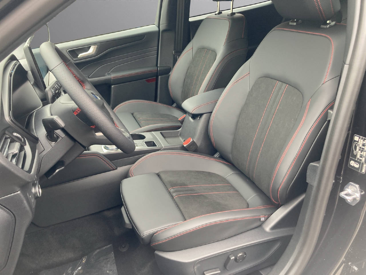 FORD Kuga 2.5 FHEV 183 PS ST-Line X 4x4-image-4