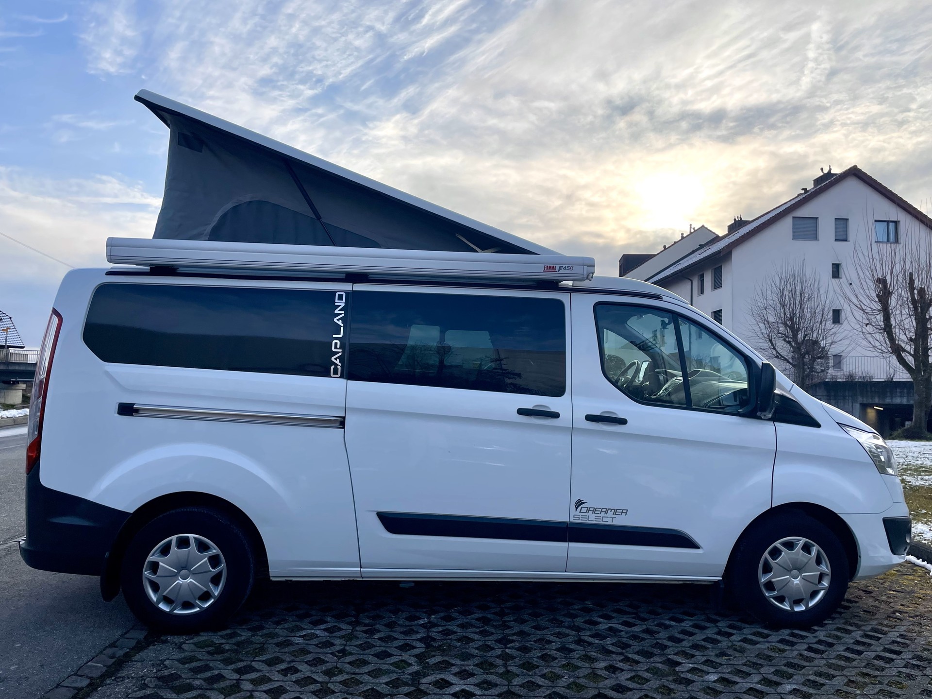 FORD Transit Camper Dreamer L2H2 2.0TDCi130-image-1