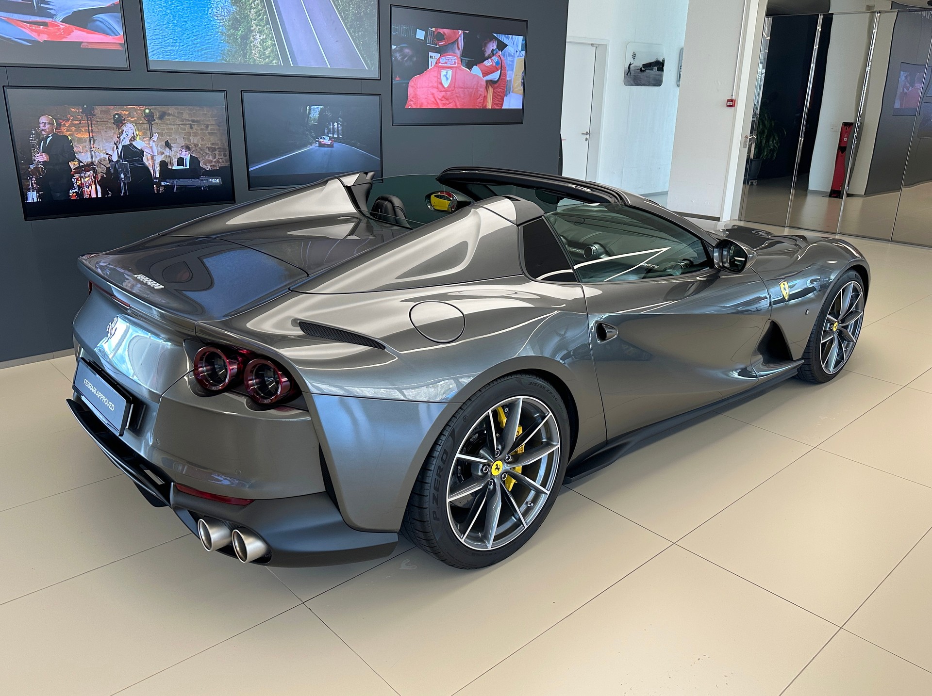 FERRARI 812 GTS-image-4