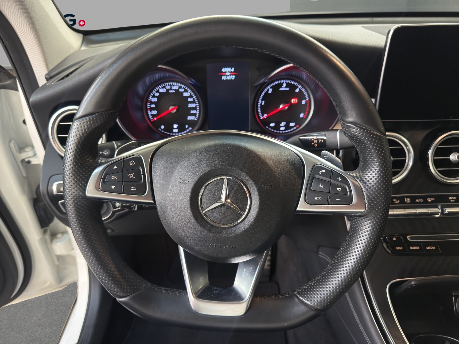 MERCEDES-BENZ GLC 350 4M d Exclusive 4M / DISTRONIC / 360 Grad Kamera / Soundsystem / AIRMATIC-image-9