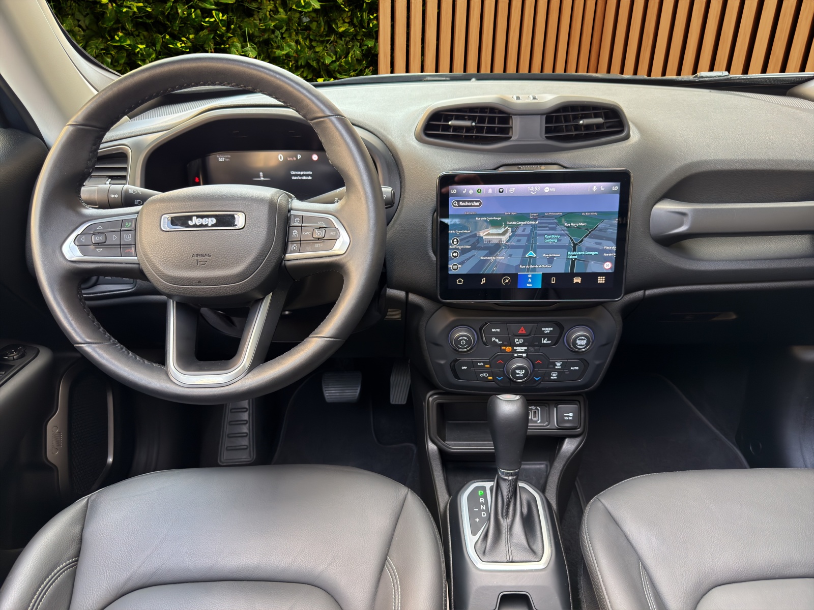 JEEP Renegade 1.5 MHEV Summit Sky-image-13