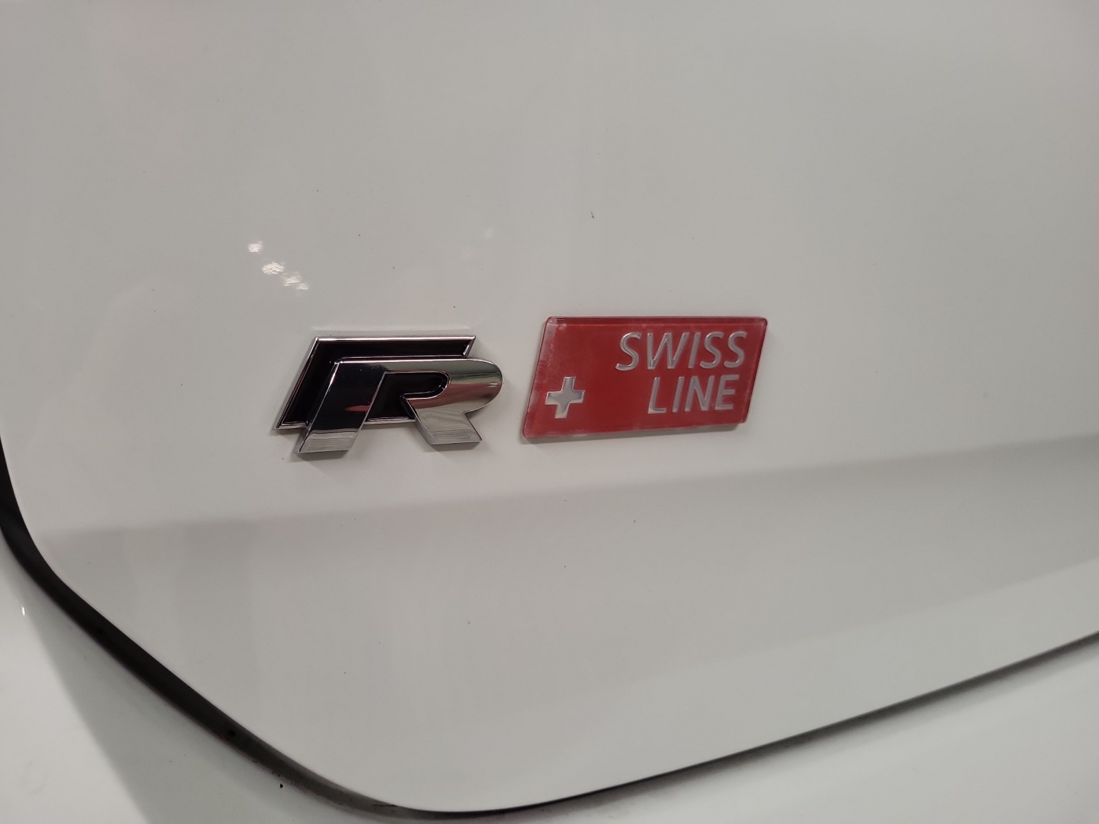 VW Golf VII 2.0 TSI R DSG 4motion-image-14