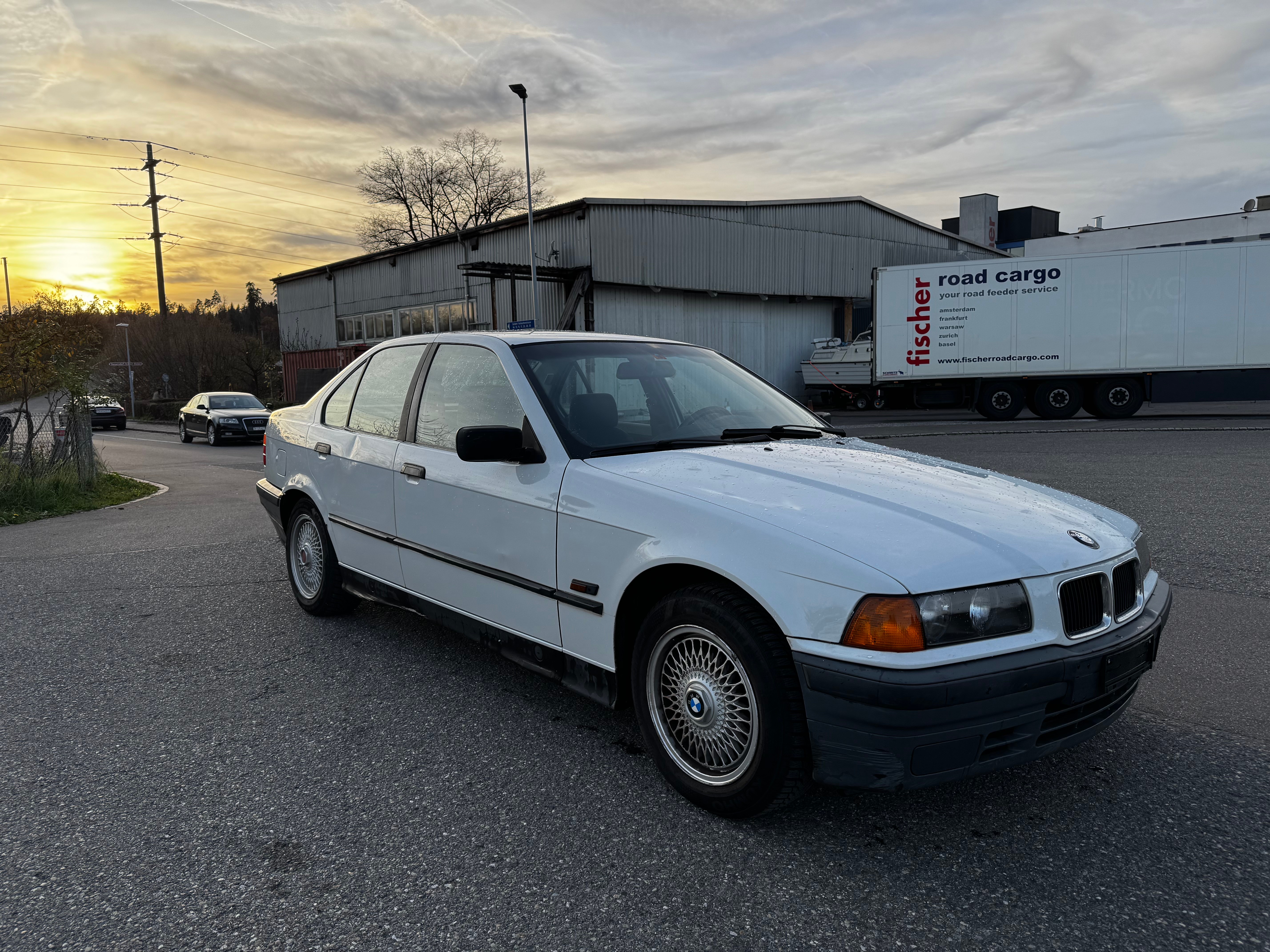 Car photo