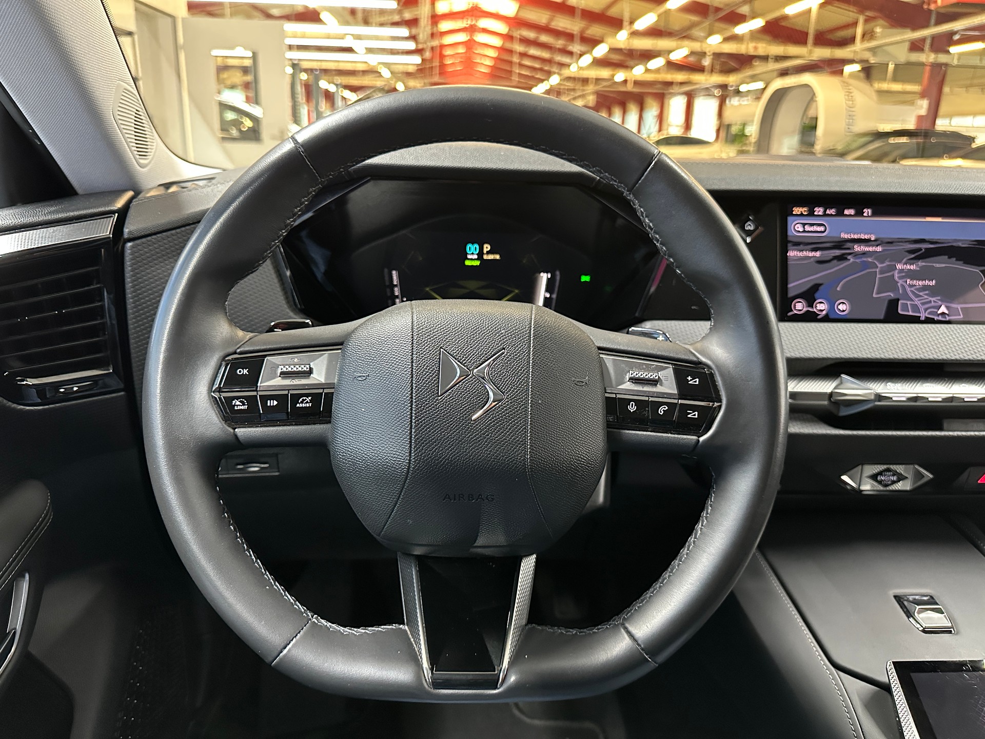 DS AUTOMOBILES DS 4 1.6 E-Tense Trocadero-image-10