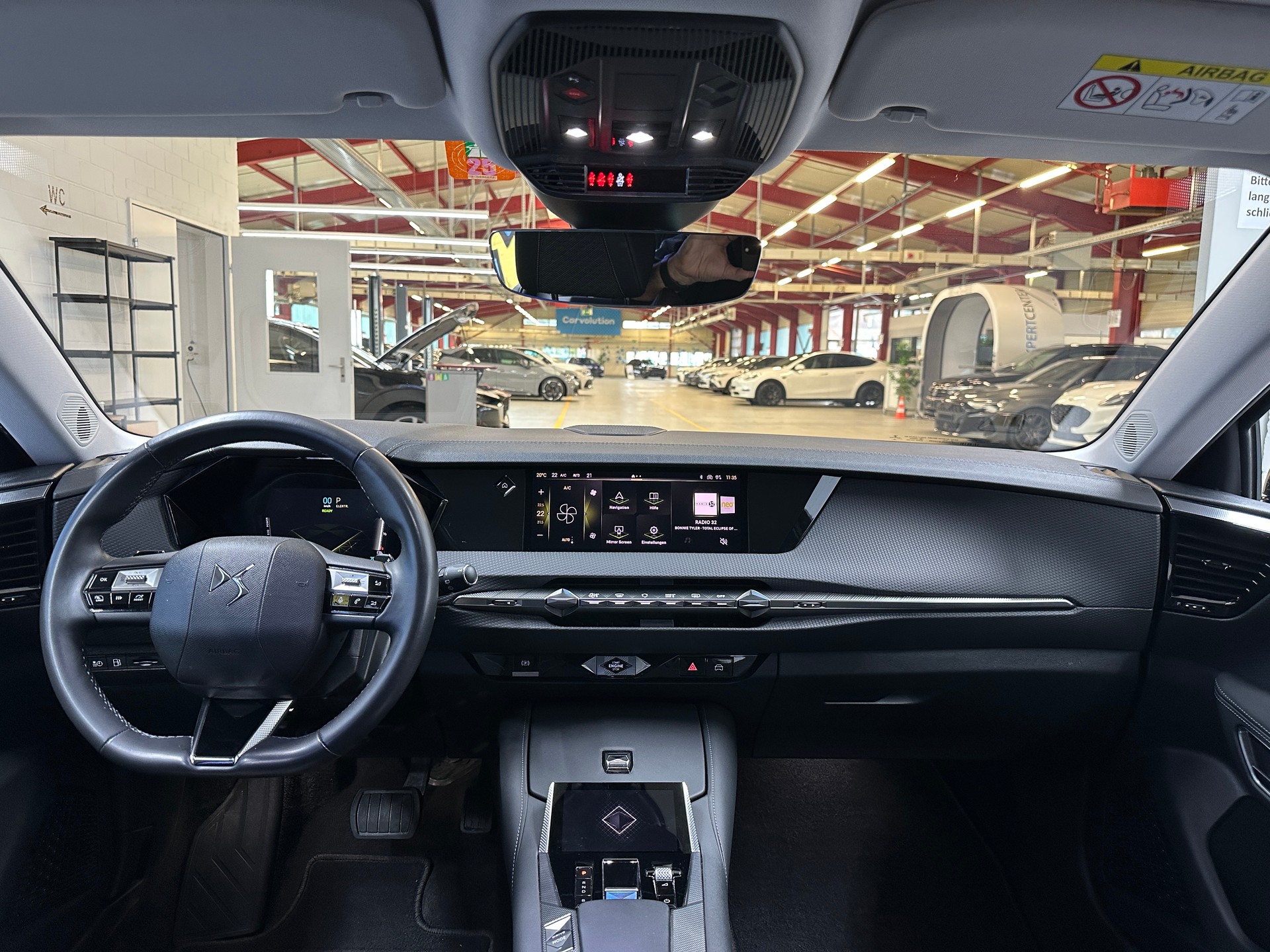 DS AUTOMOBILES DS 4 1.6 E-Tense Trocadero-image-9