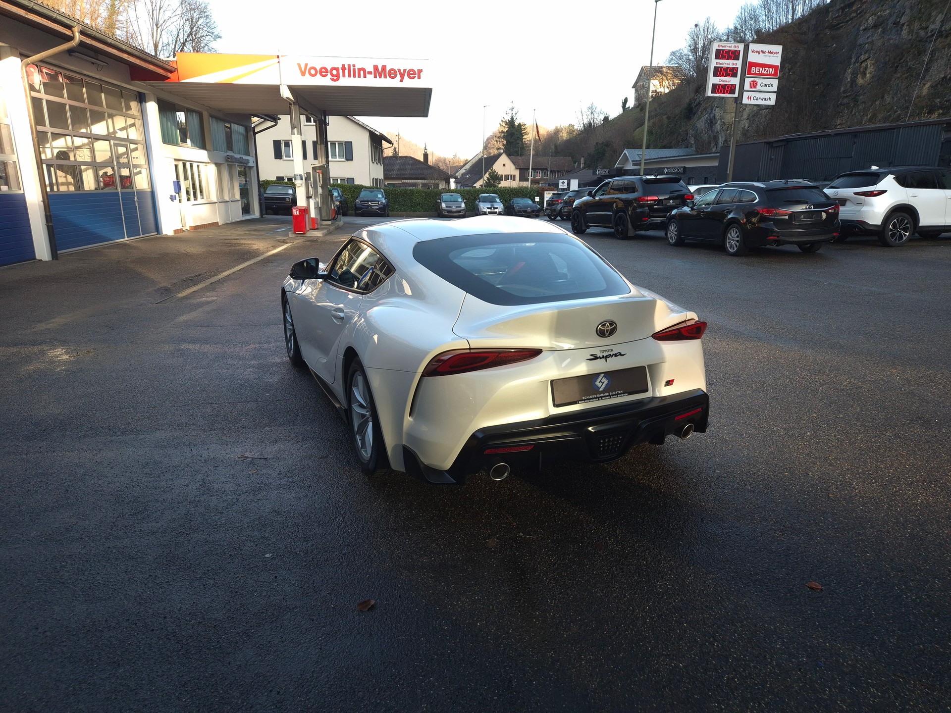 TOYOTA Supra GR 2.0i Turbo Sport Automat 8-image-9