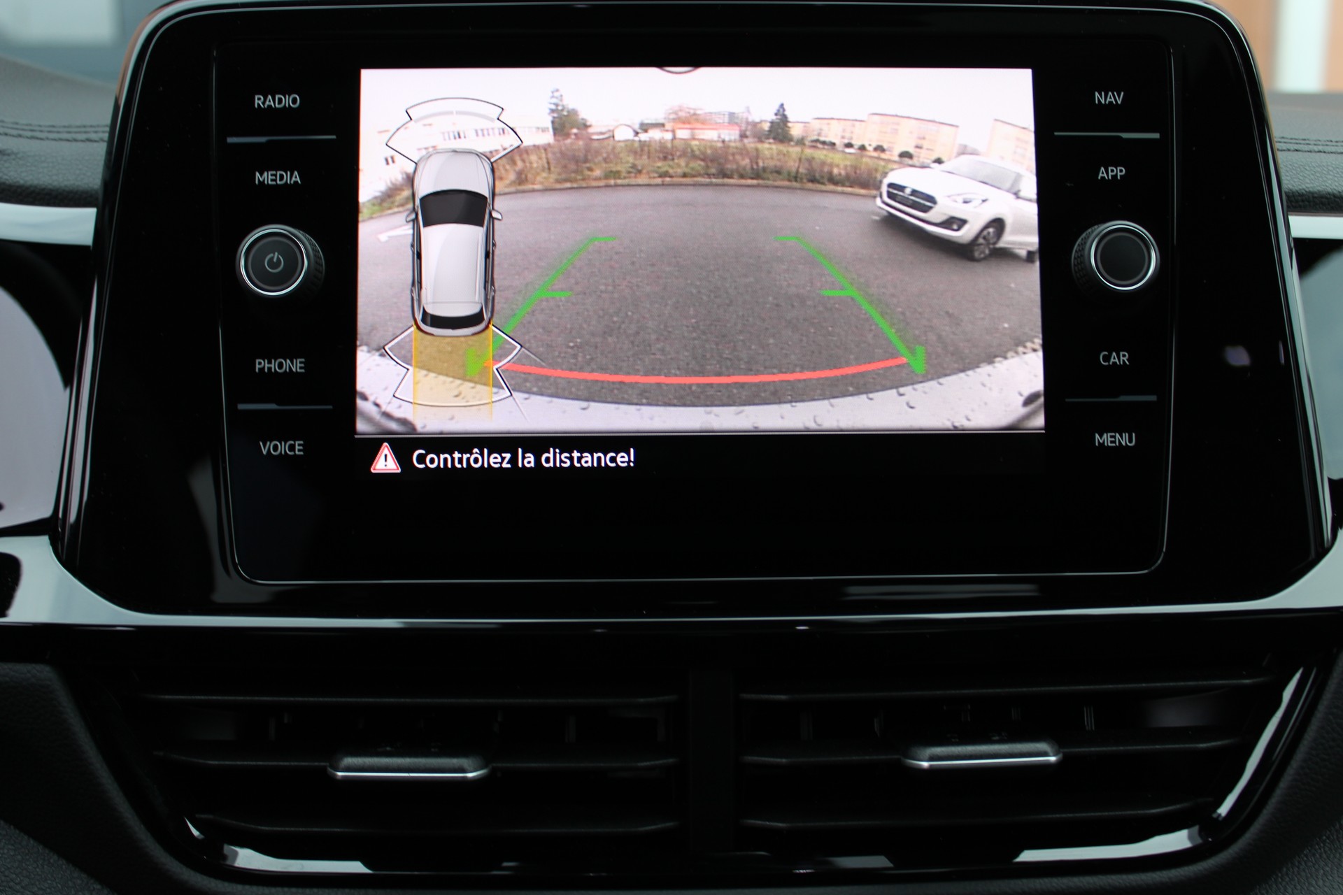 VW T-Roc 1.5 TSI EVO R-Line DSG - "Toit Ouvrant * Jantes 19' * Feux IQ Light * Tempomat Adapt * Siège/Volant Chauffant-image-15