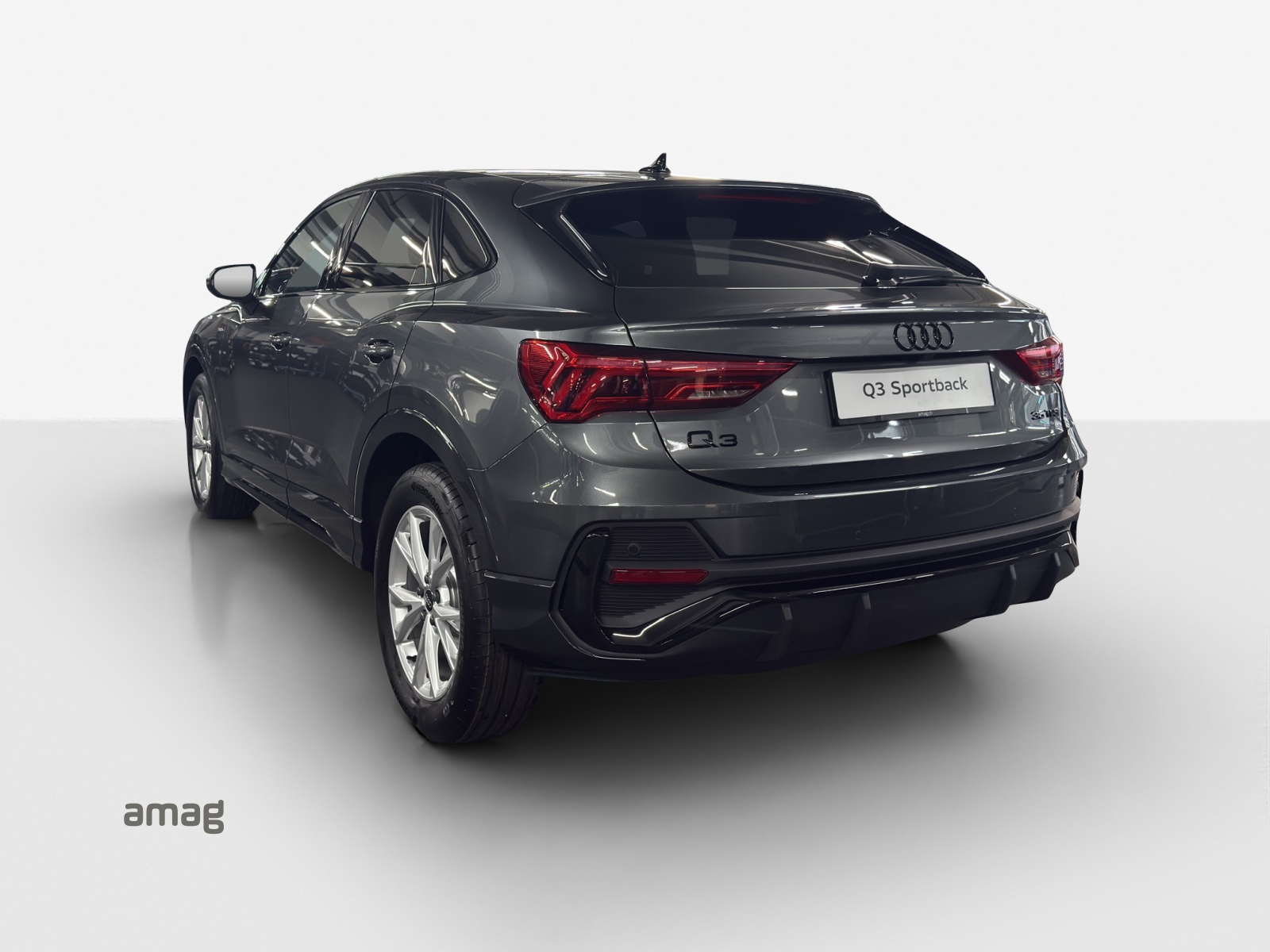 AUDI Q3 Sportback 35 TFSI S line Attraction S-tronic-image-2