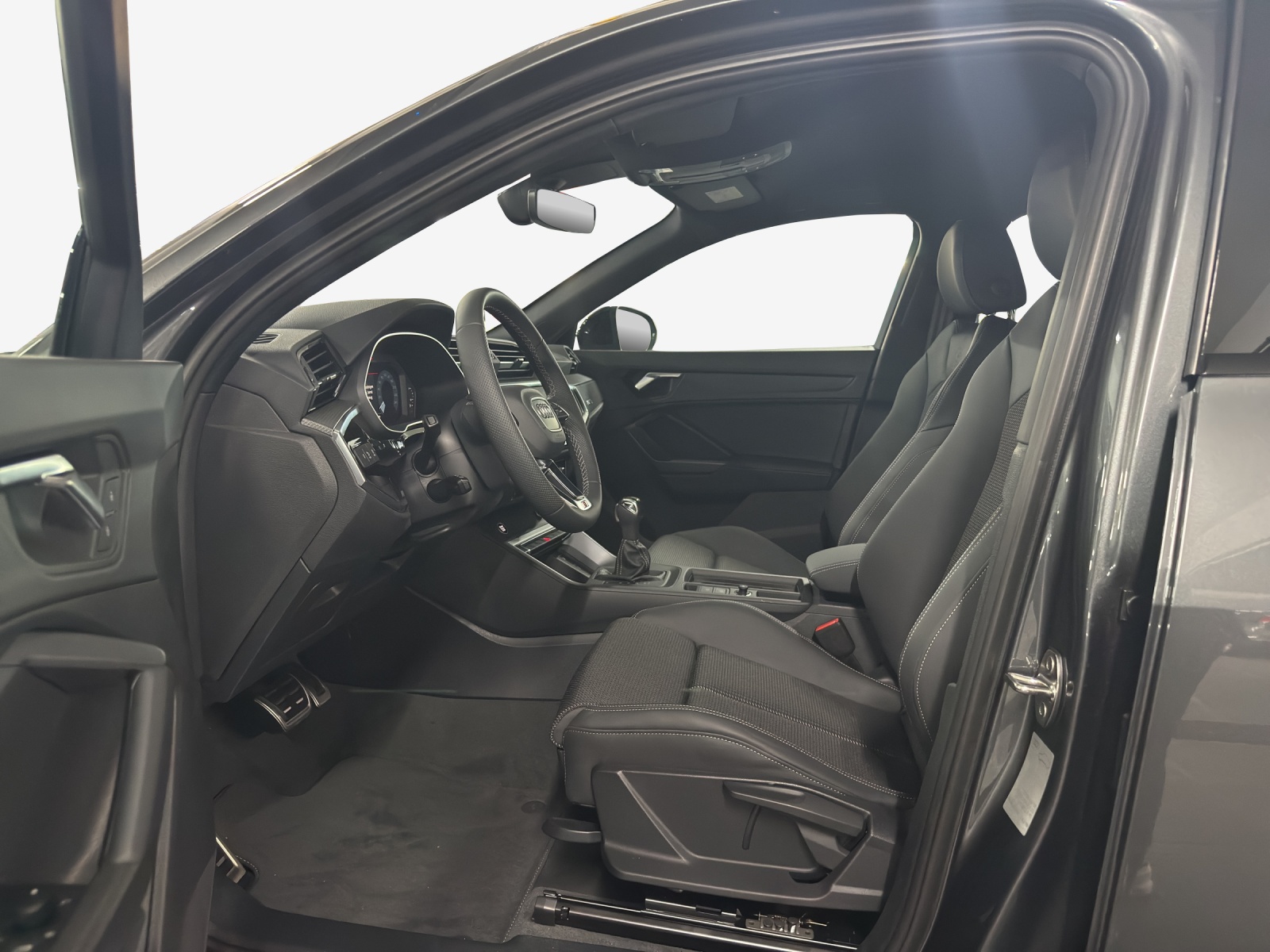 AUDI Q3 Sportback 35 TFSI S line Attraction S-tronic-image-7