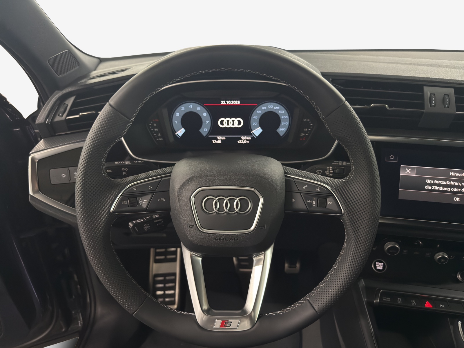 AUDI Q3 Sportback 35 TFSI S line Attraction S-tronic-image-9