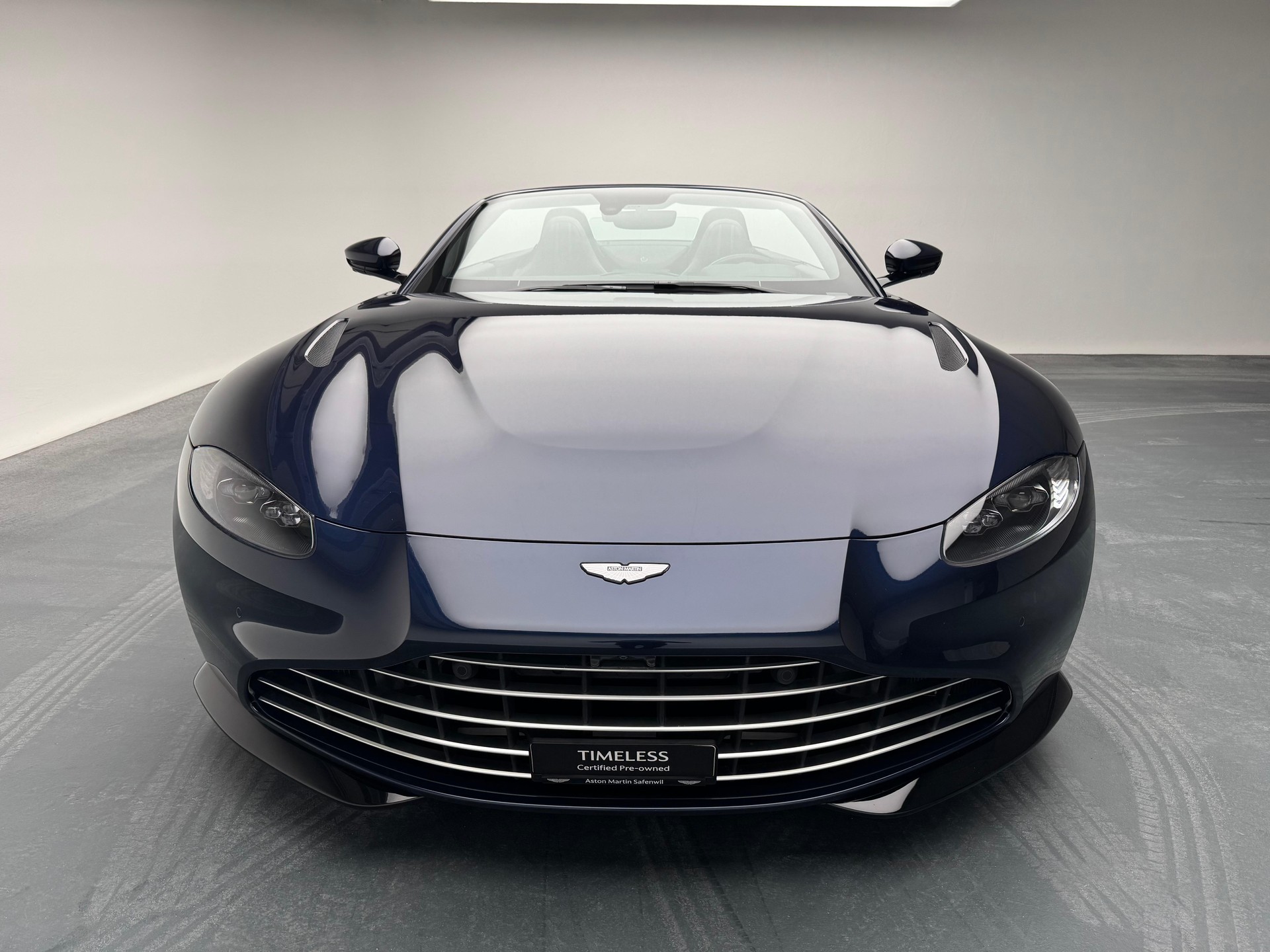 ASTON MARTIN V8 Vantage Roadster 4.0 V8 Bi-Turbo-image-15