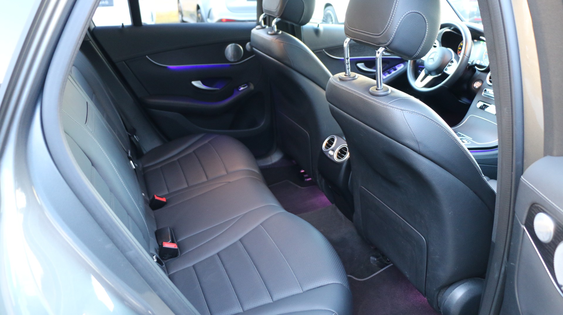 MERCEDES-BENZ GLC 300 e 4Matic-image-21