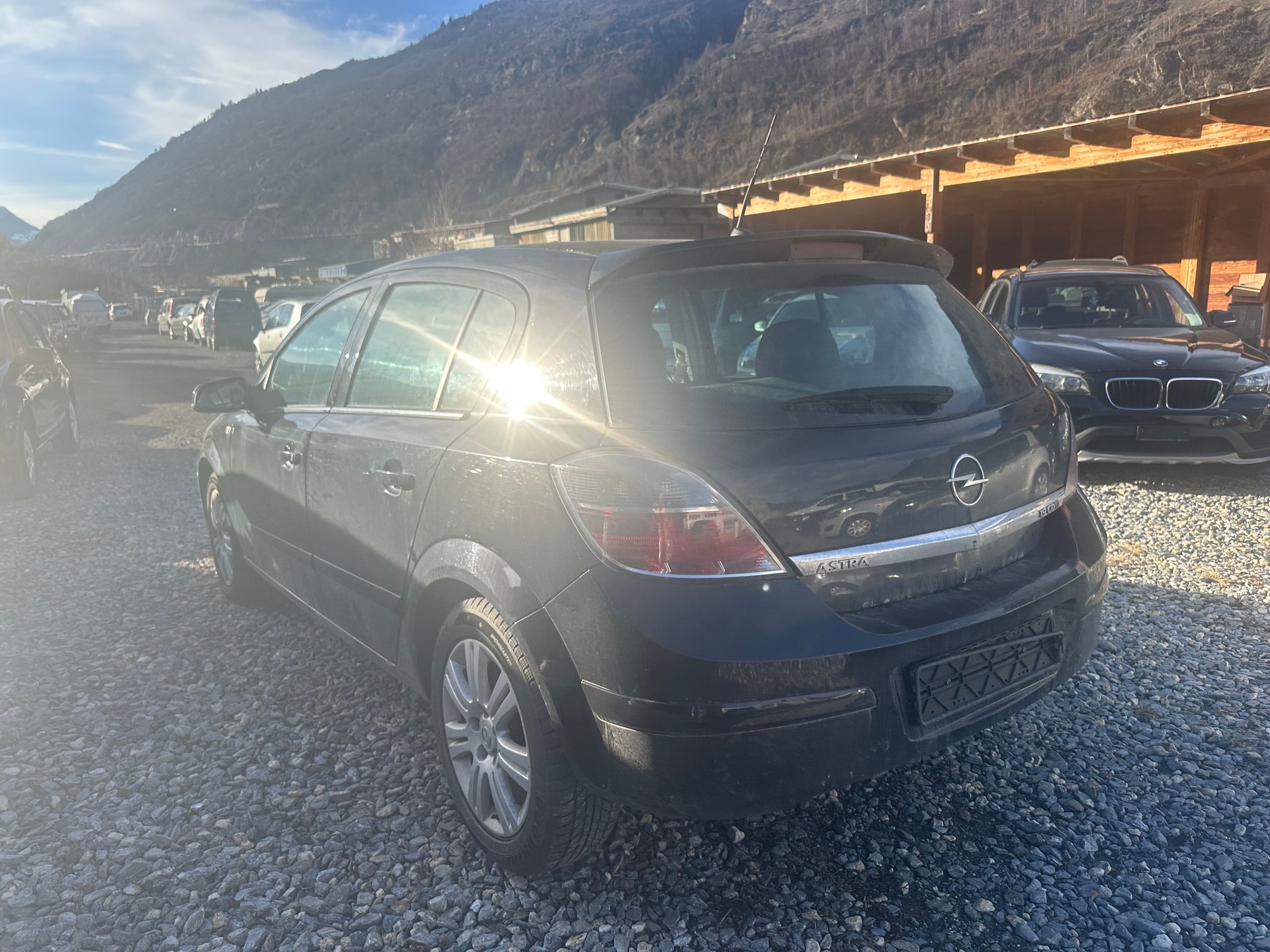 OPEL Astra 1.9 CDTi 16V Silverline-image-2