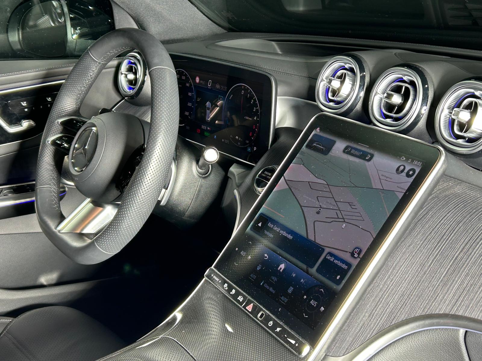 MERCEDES-BENZ GLC 300 de AMG Line 4matic CH FAHRZEUG 8 FACHBEREIFT-image-13