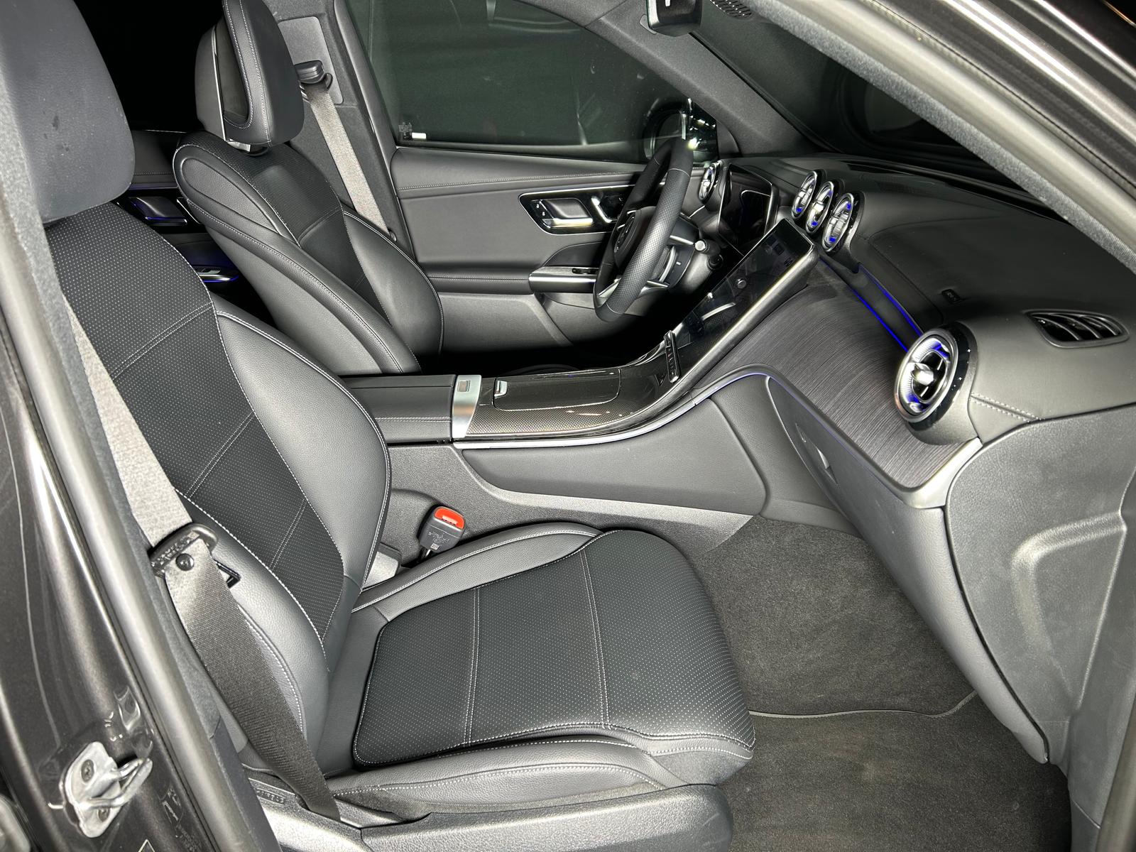 MERCEDES-BENZ GLC 300 de AMG Line 4matic CH FAHRZEUG 8 FACHBEREIFT-image-9