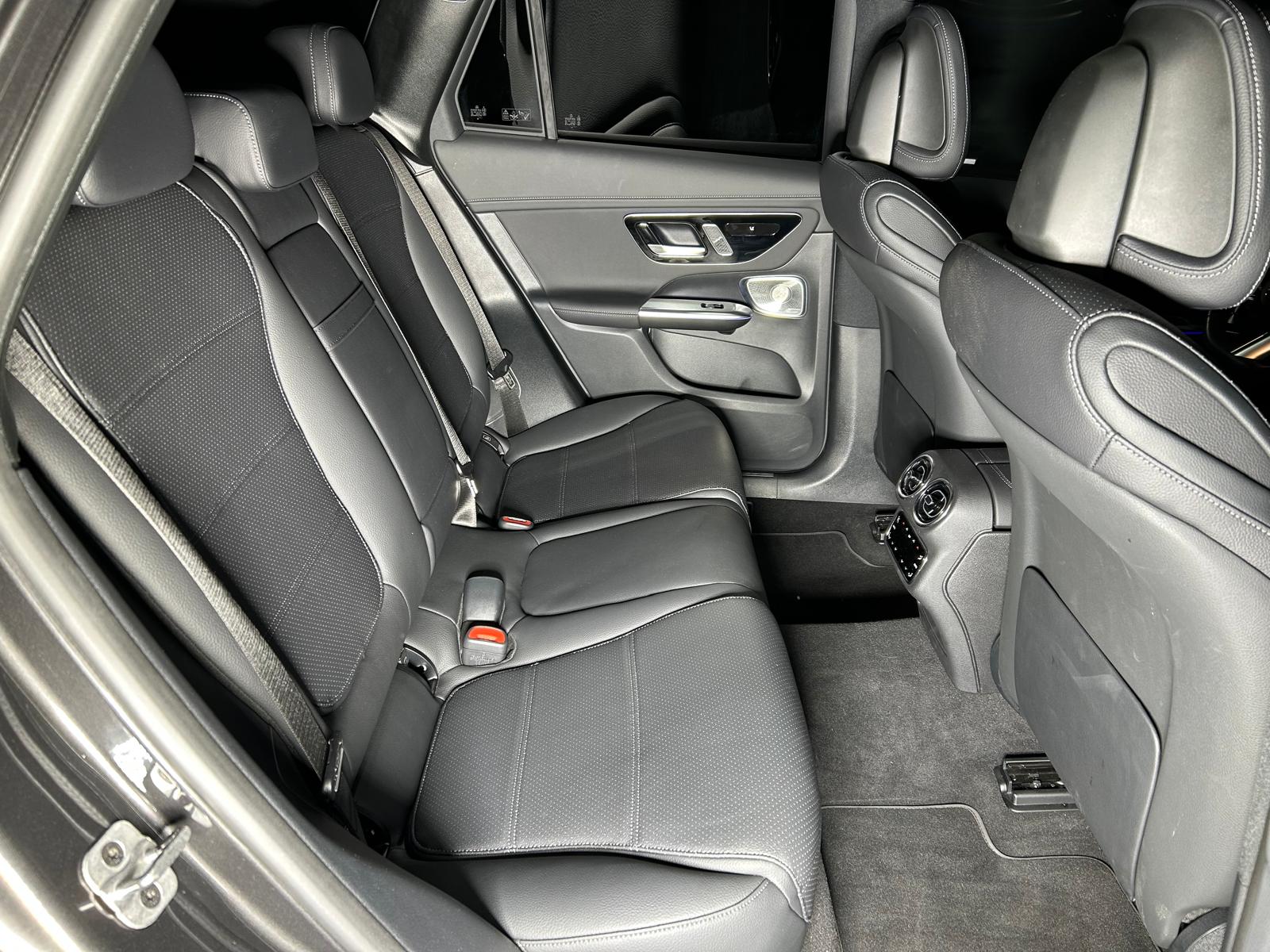MERCEDES-BENZ GLC 300 de AMG Line 4matic CH FAHRZEUG 8 FACHBEREIFT-image-8