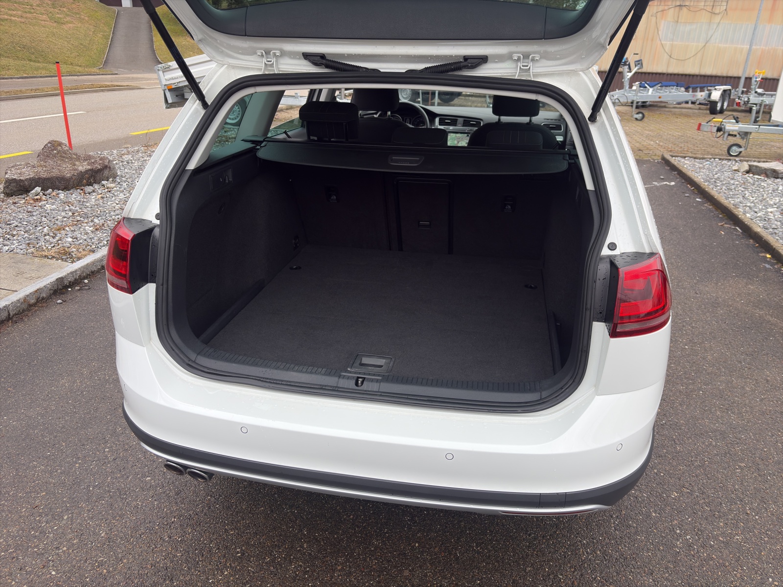 VW Golf VII Alltrack 2.0 TDI 184 DSG 4motio-image-17