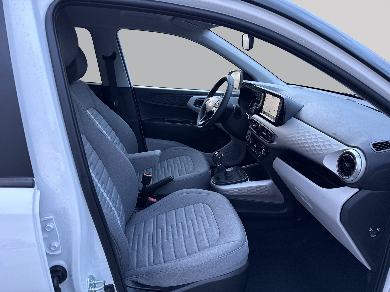 HYUNDAI i10 1.2 Vertex Aut.-image-11