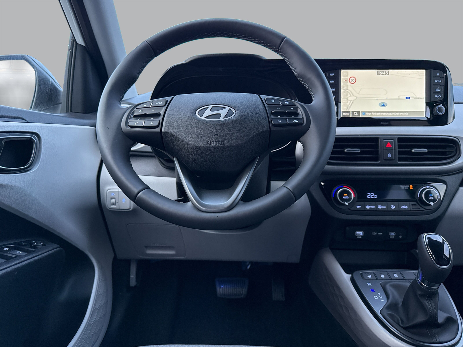 HYUNDAI i10 1.2 Vertex Aut.-image-8