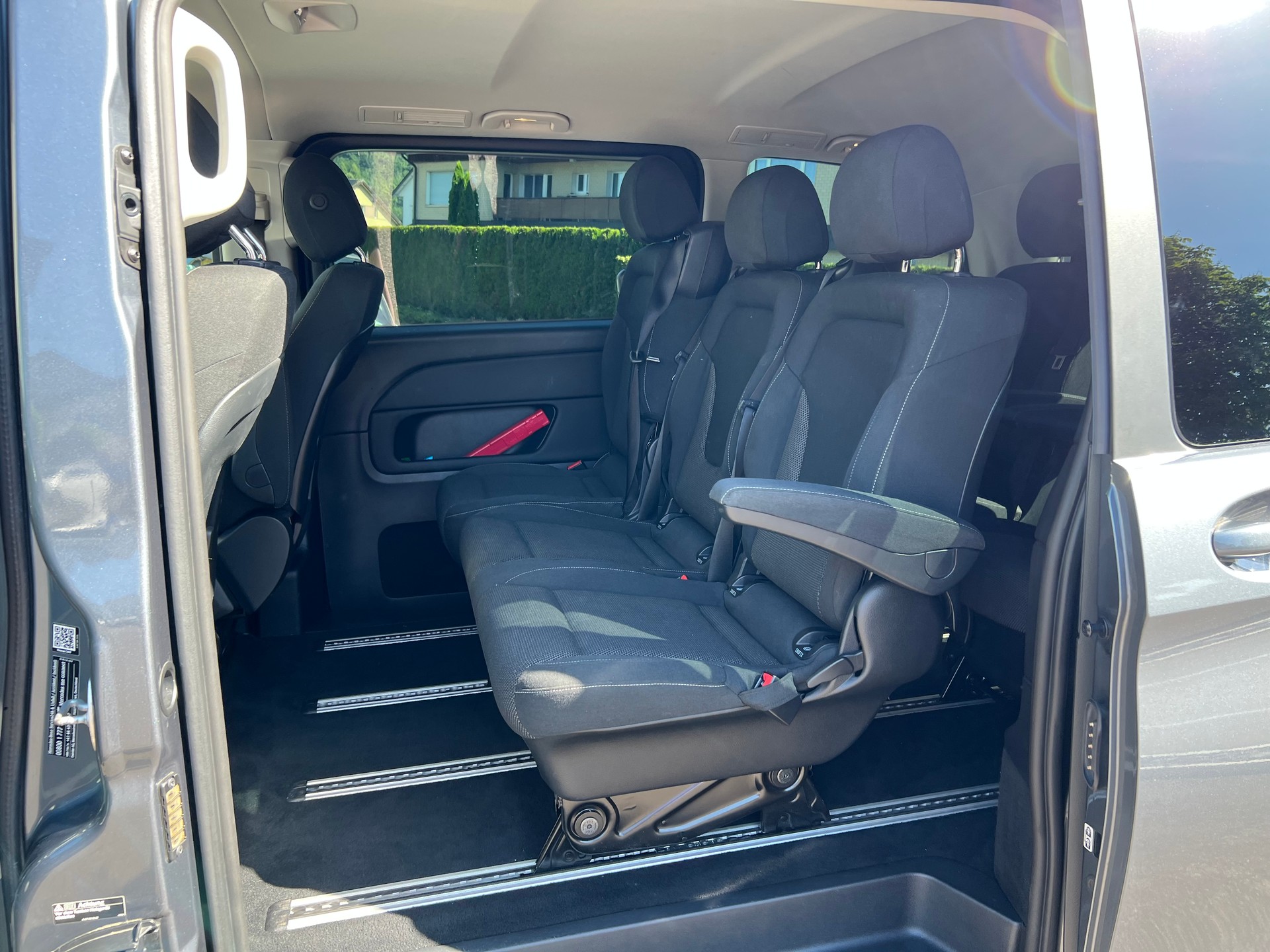 MERCEDES-BENZ V 250 d kompakt 4Matic 7G-Tronic-image-13