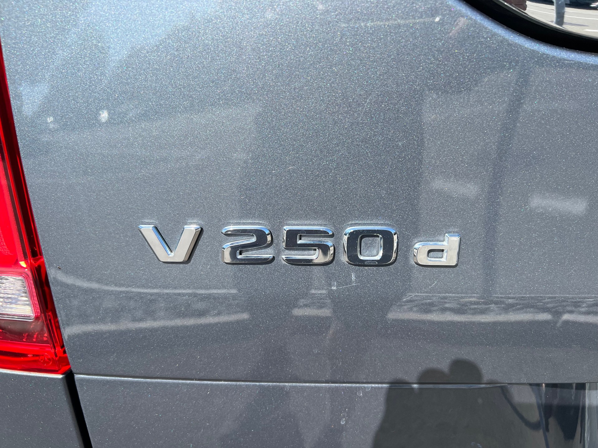 MERCEDES-BENZ V 250 d kompakt 4Matic 7G-Tronic-image-19