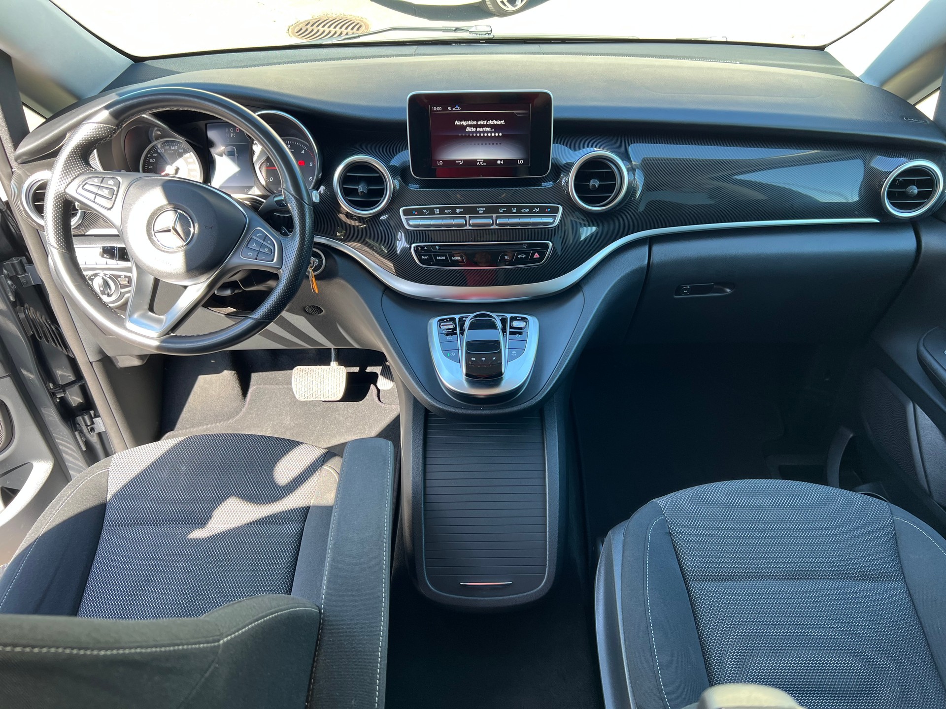 MERCEDES-BENZ V 250 d kompakt 4Matic 7G-Tronic-image-15