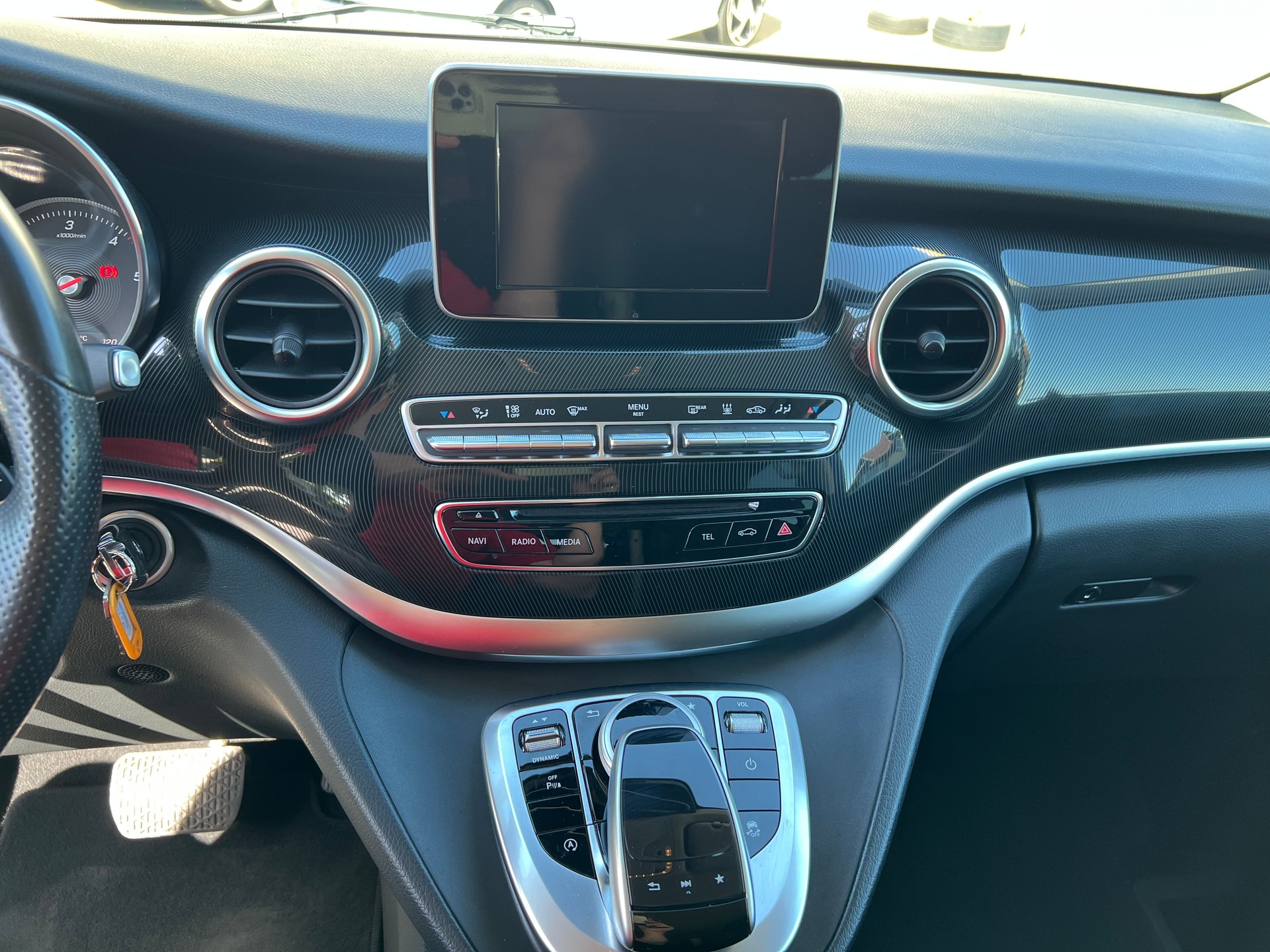 MERCEDES-BENZ V 250 d kompakt 4Matic 7G-Tronic-image-12