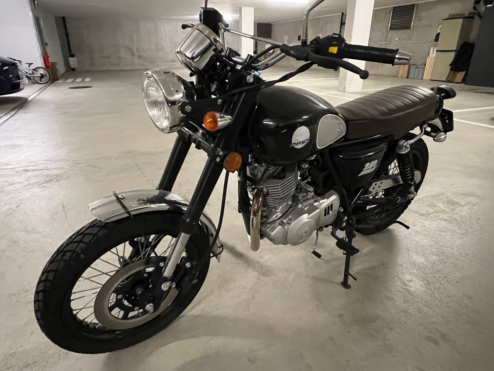 MASH 250 Two Fifty-image-2