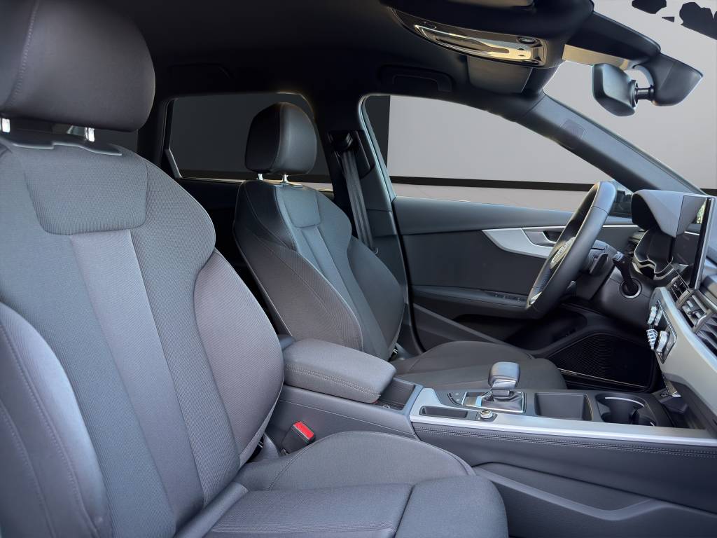 AUDI A4 Avant 40 TFSI S line S-tronic quattro-image-10