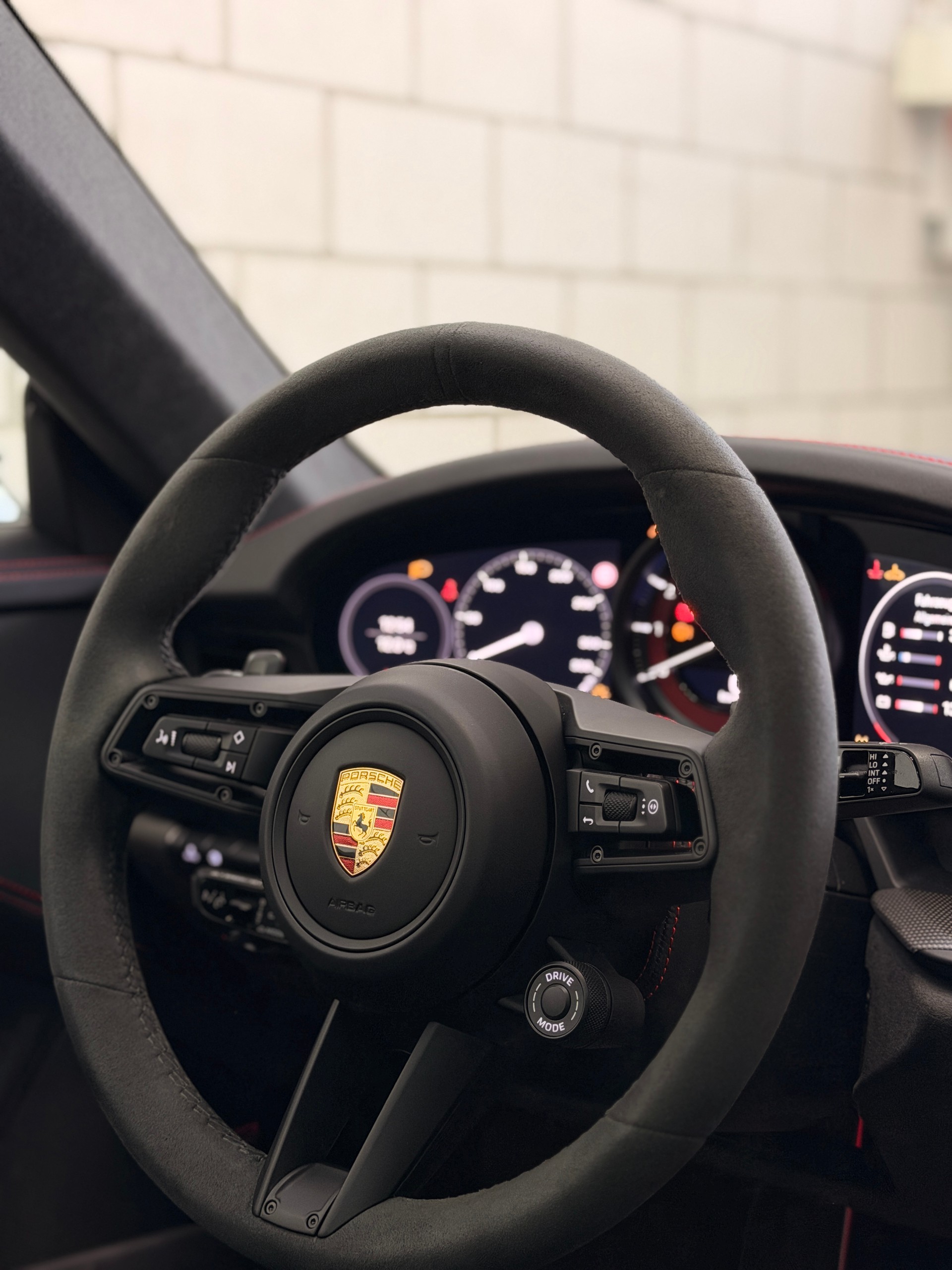 PORSCHE 911 Carrera GTS PDK-image-15