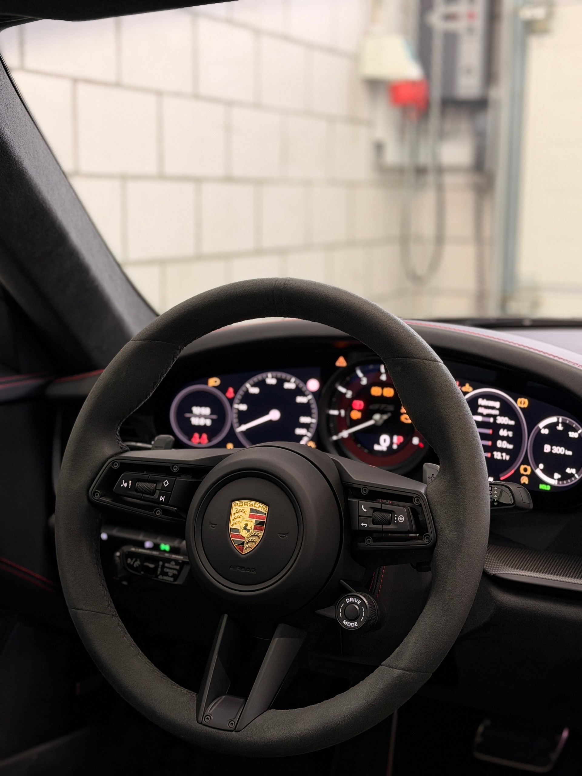 PORSCHE 911 Carrera GTS PDK-image-12