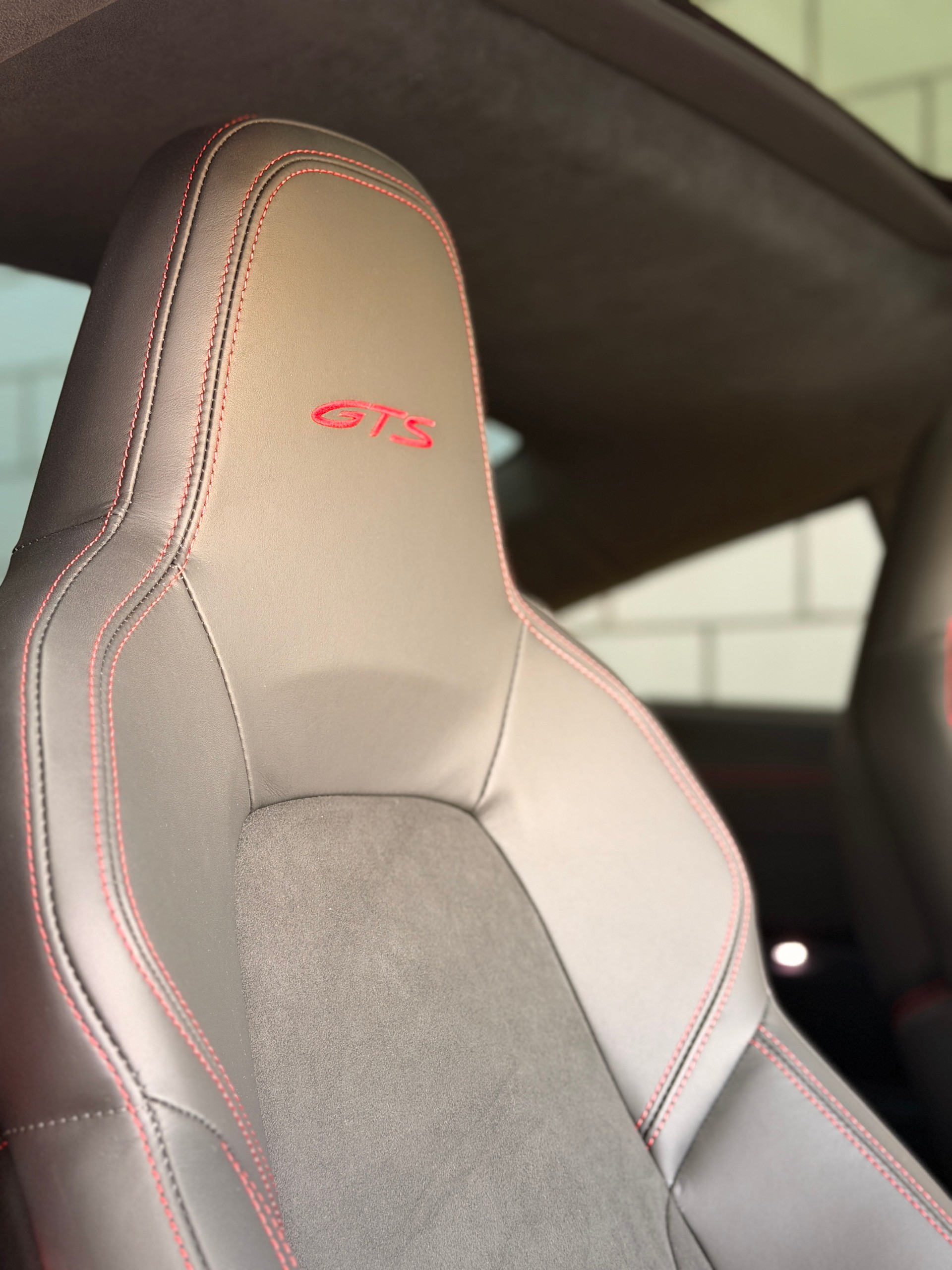 PORSCHE 911 Carrera GTS PDK-image-11
