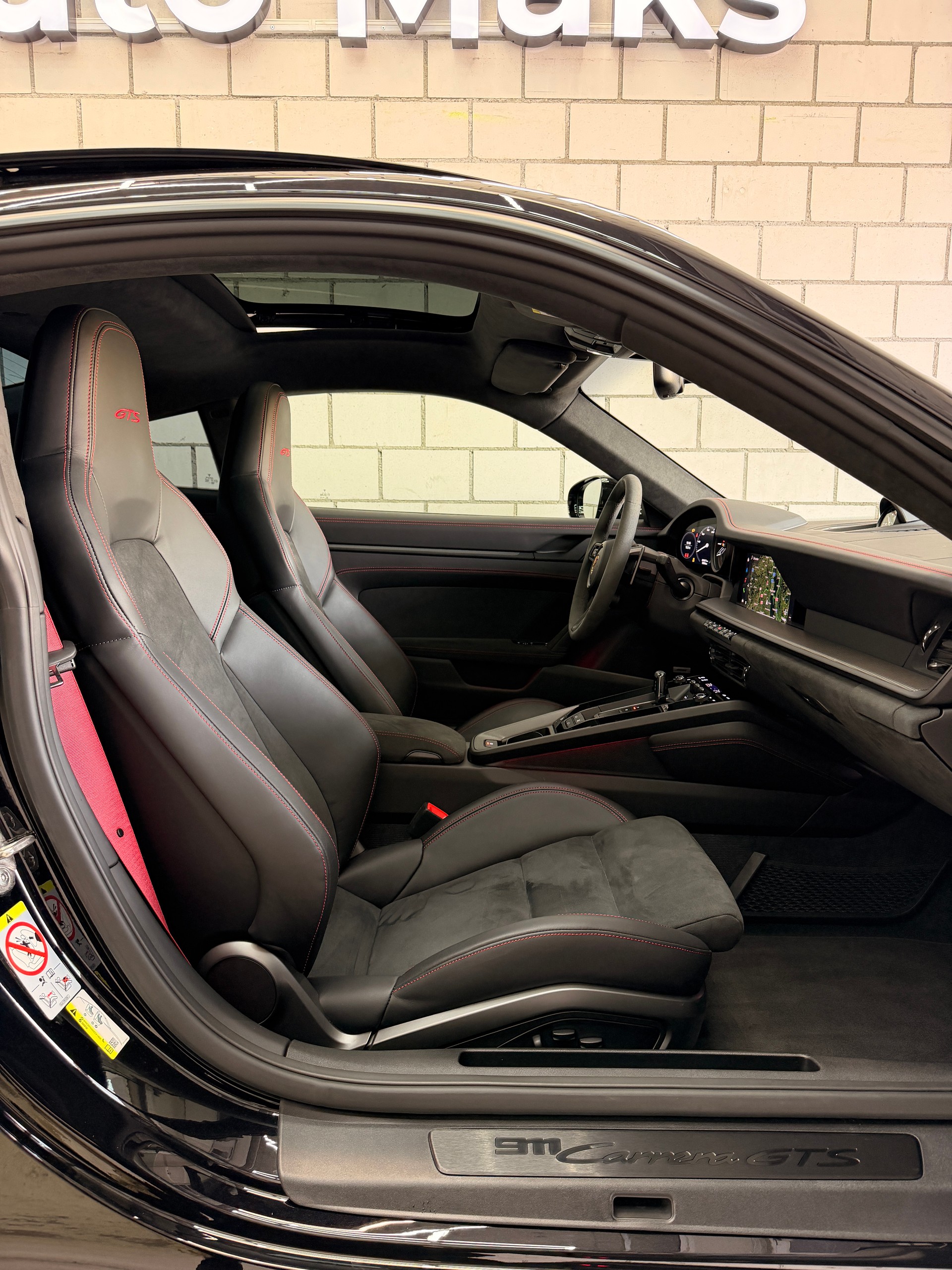 PORSCHE 911 Carrera GTS PDK-image-9