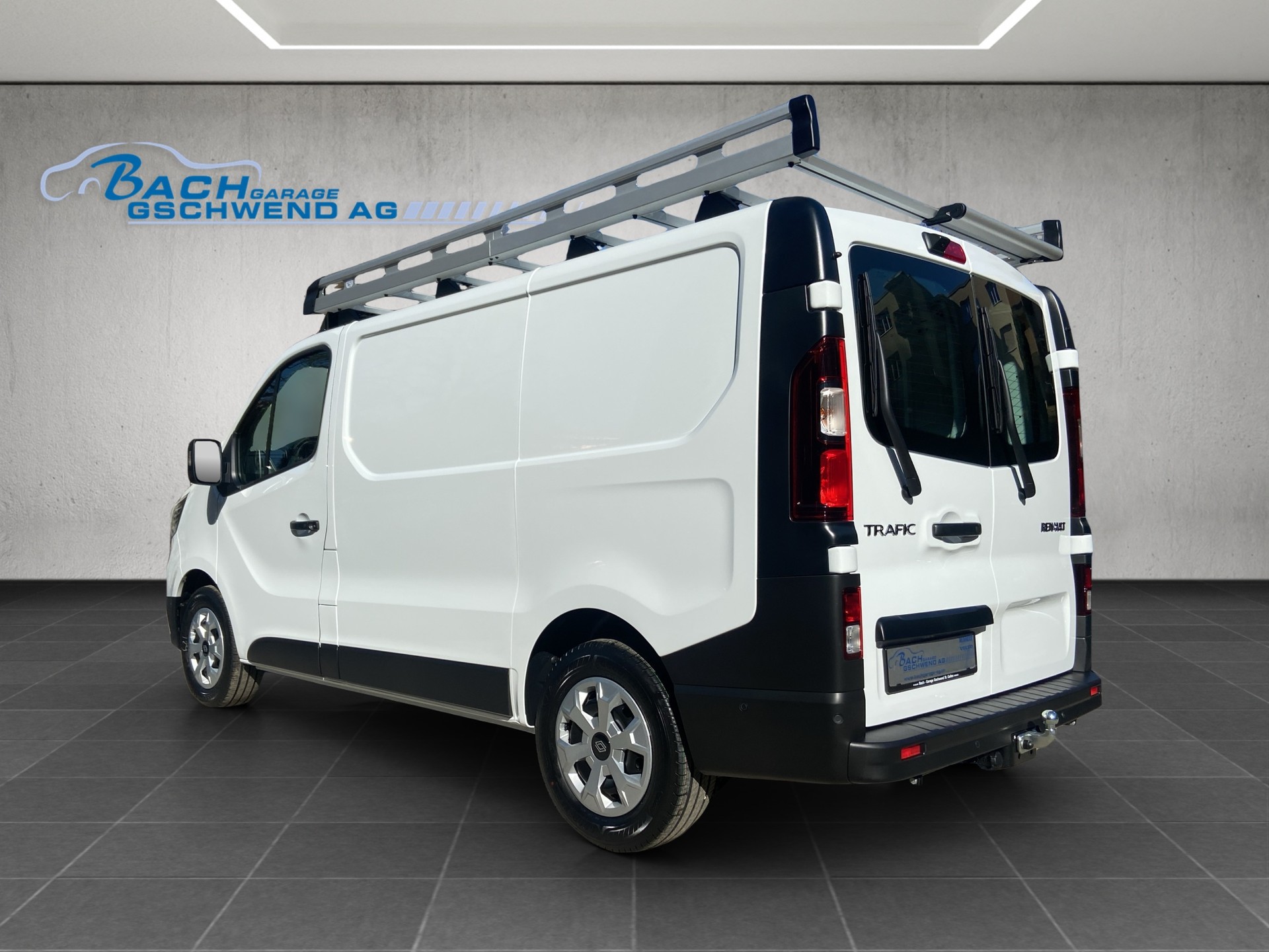 RENAULT Trafic 2.0 Blue dCi 130 Advance L1H1-image-4