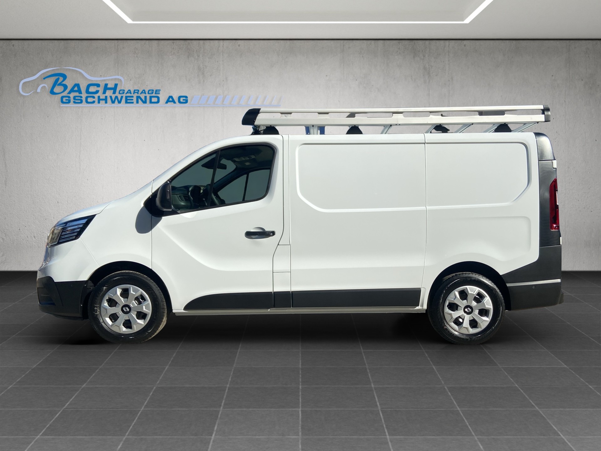 RENAULT Trafic 2.0 Blue dCi 130 Advance L1H1-image-5