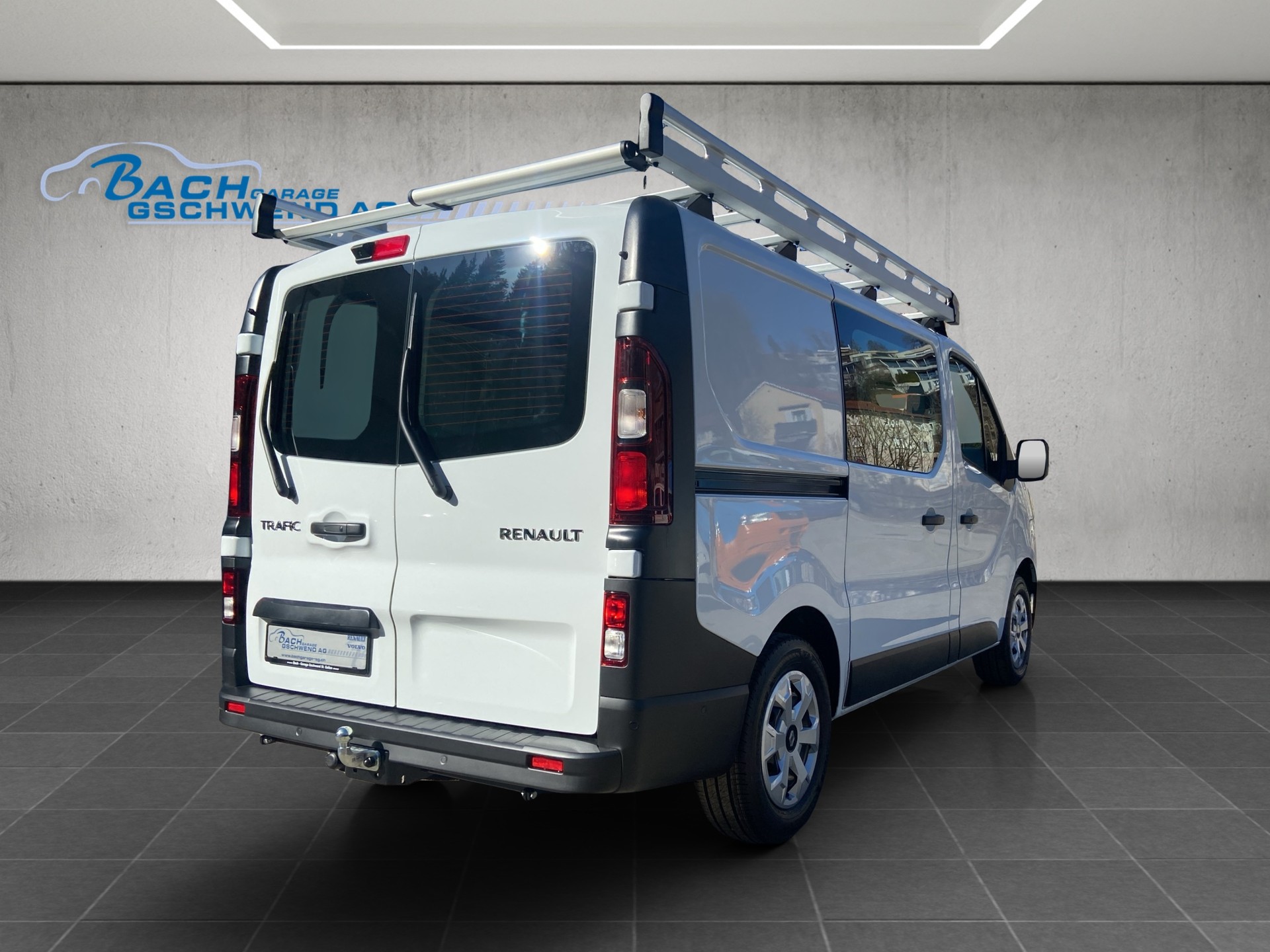 RENAULT Trafic 2.0 Blue dCi 130 Advance L1H1-showroom-element-3