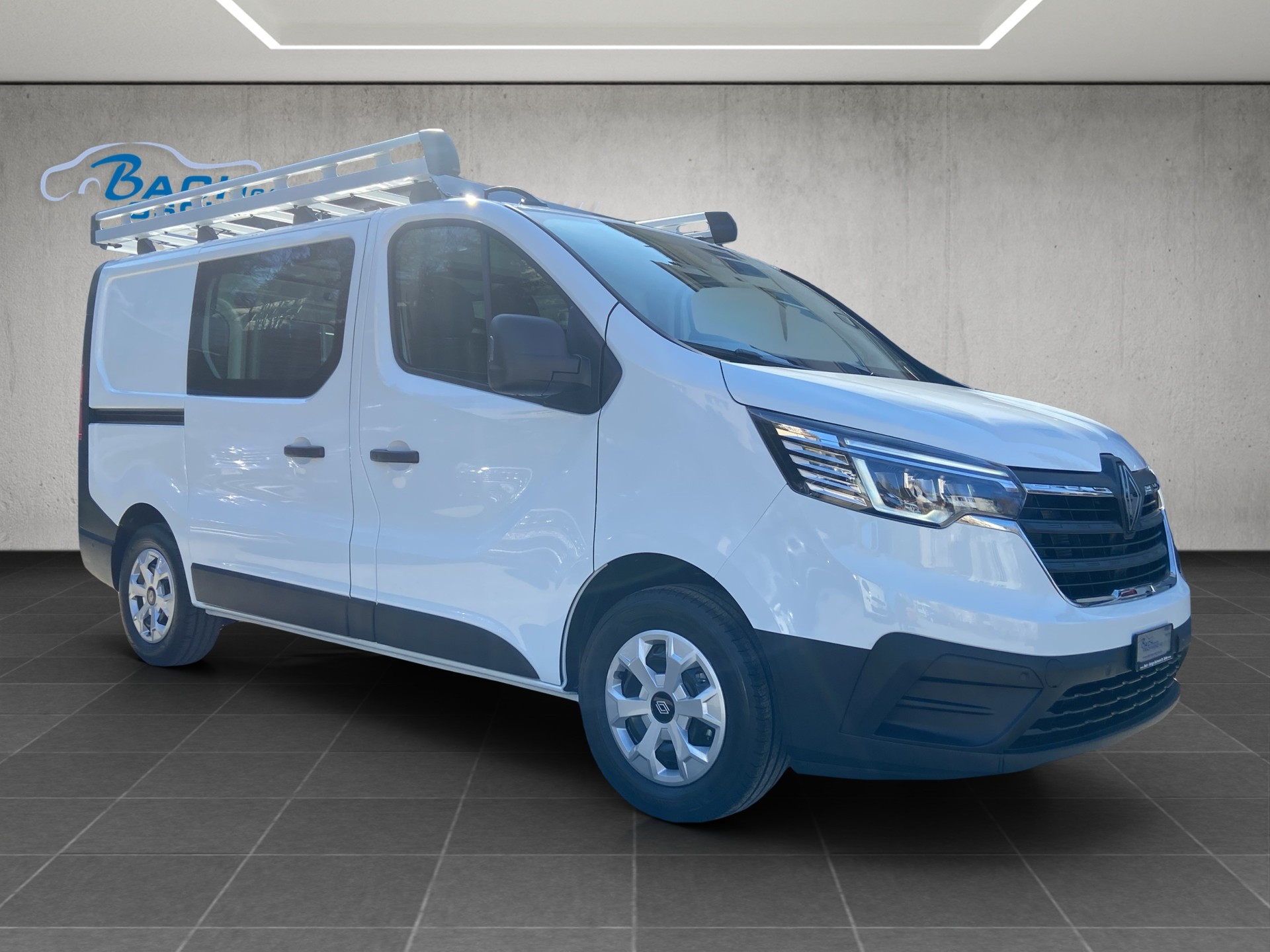 RENAULT Trafic 2.0 Blue dCi 130 Advance L1H1-showroom-element-1