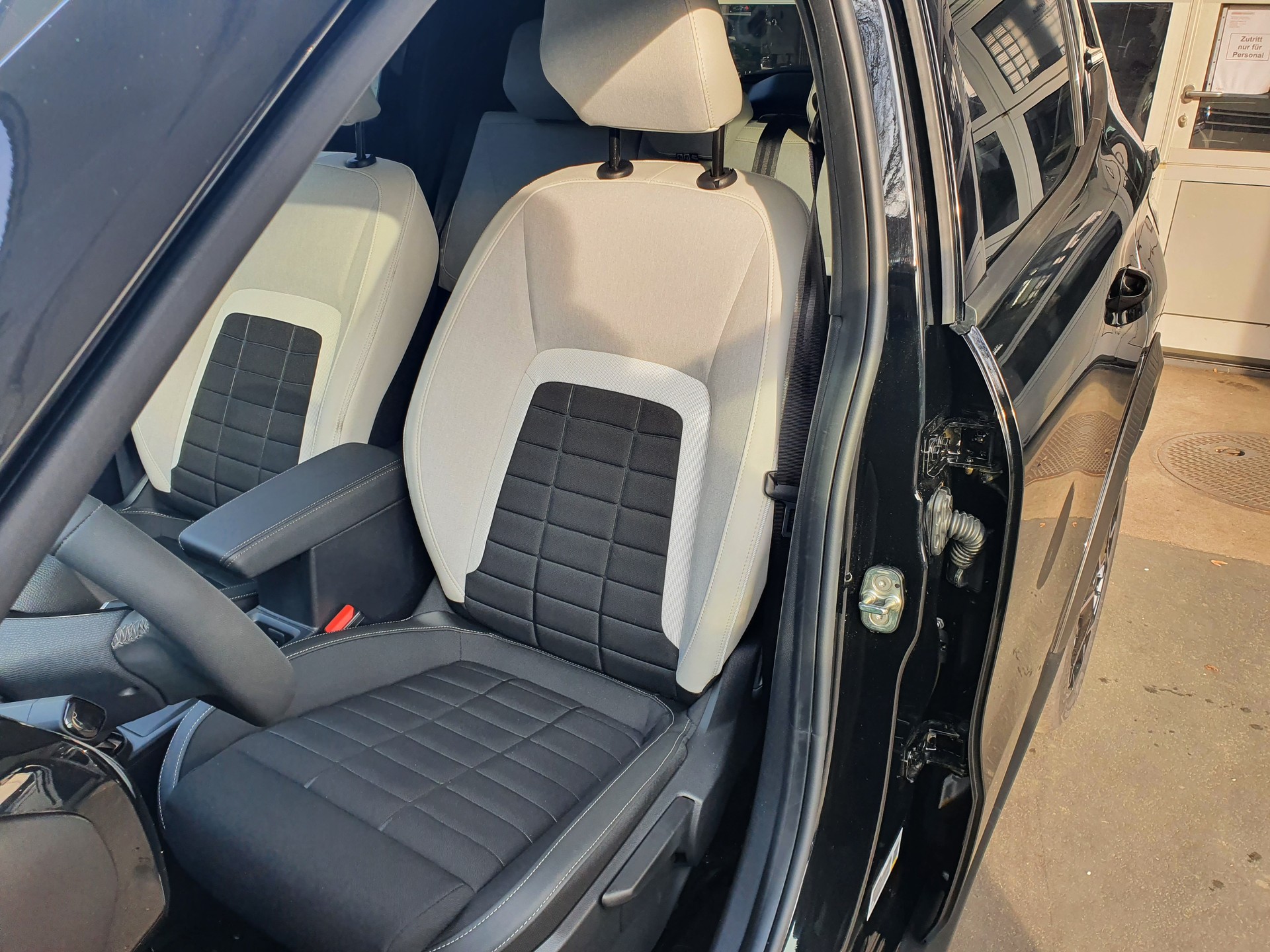 CITROEN C3 1.2i MHEV Max DCS6-image-5
