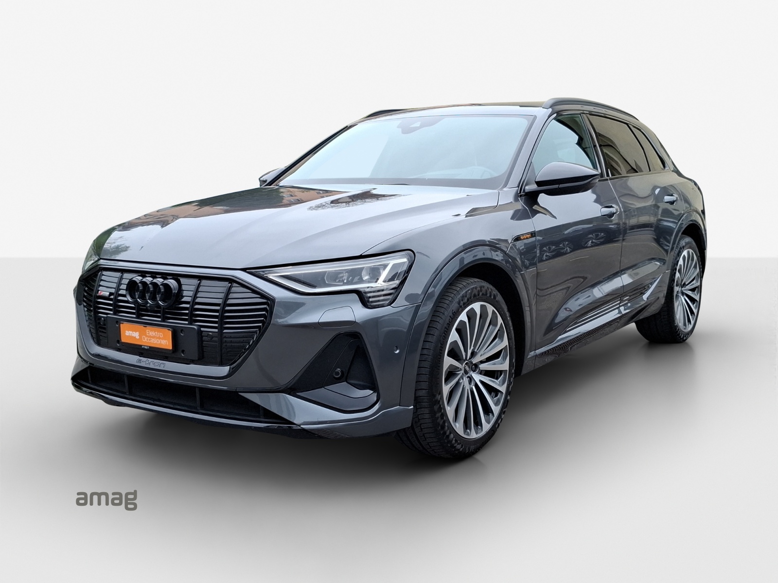 AUDI e-tron 55 S Line Black Edition quattro-image-0