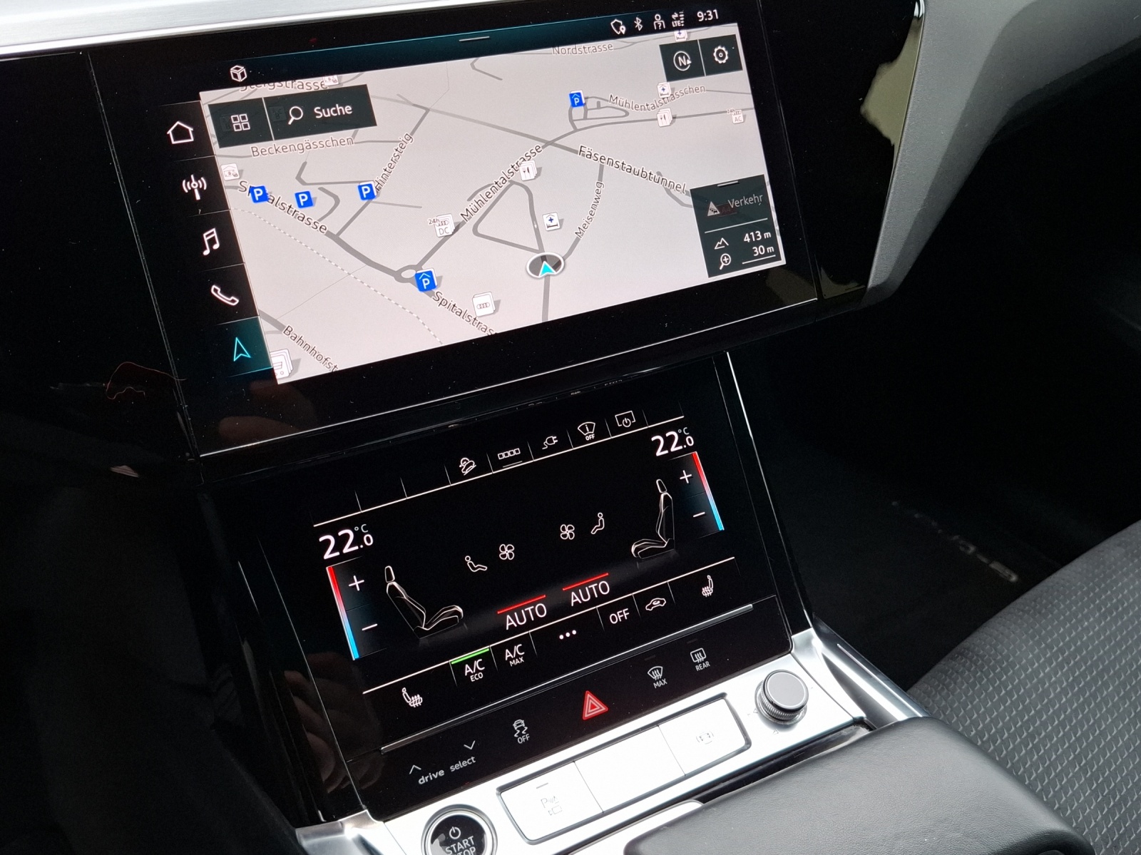 AUDI e-tron 55 S Line Black Edition quattro-image-11