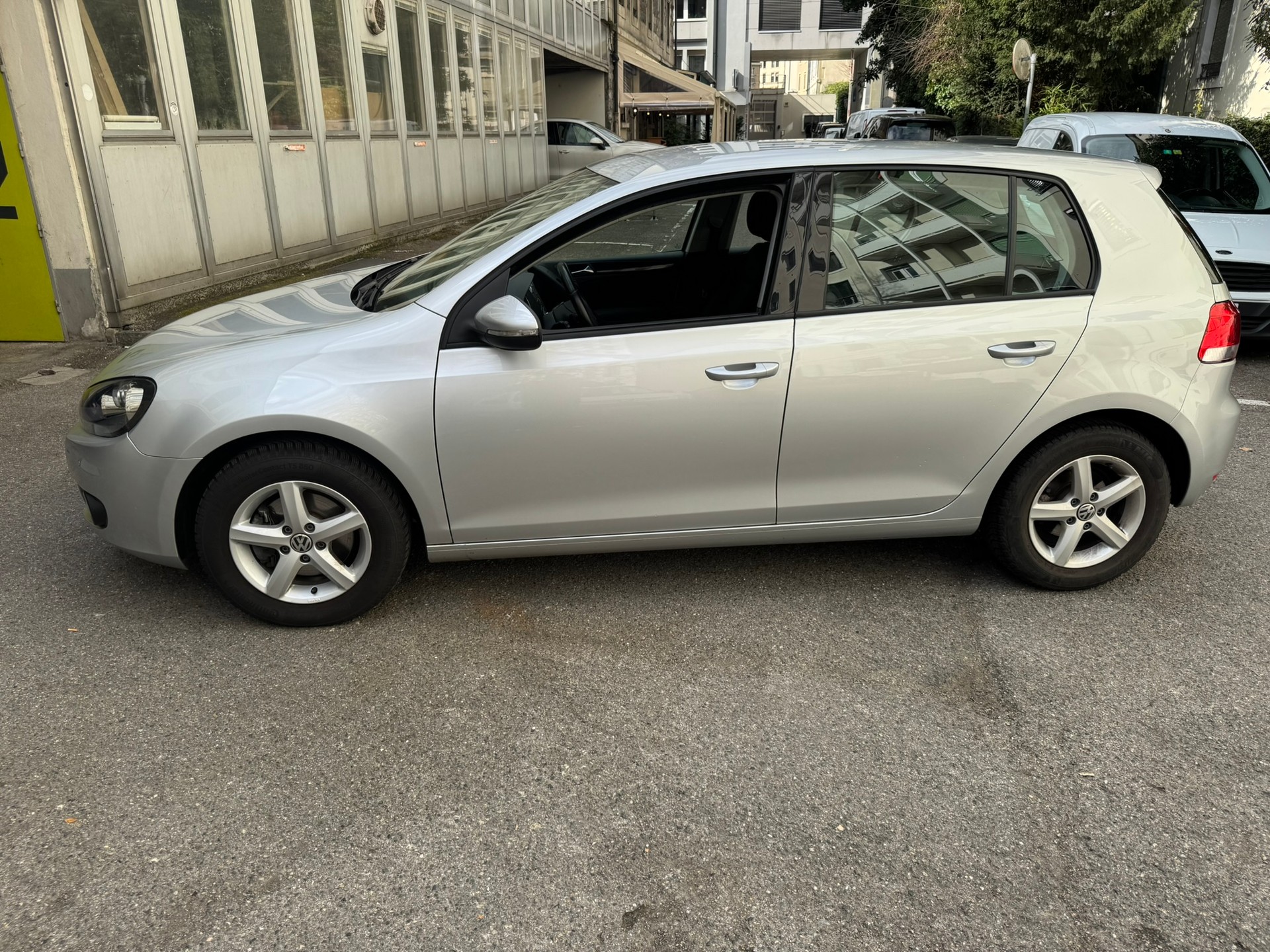 VW Golf 1.4 TSI Comfortline DSG-image-1