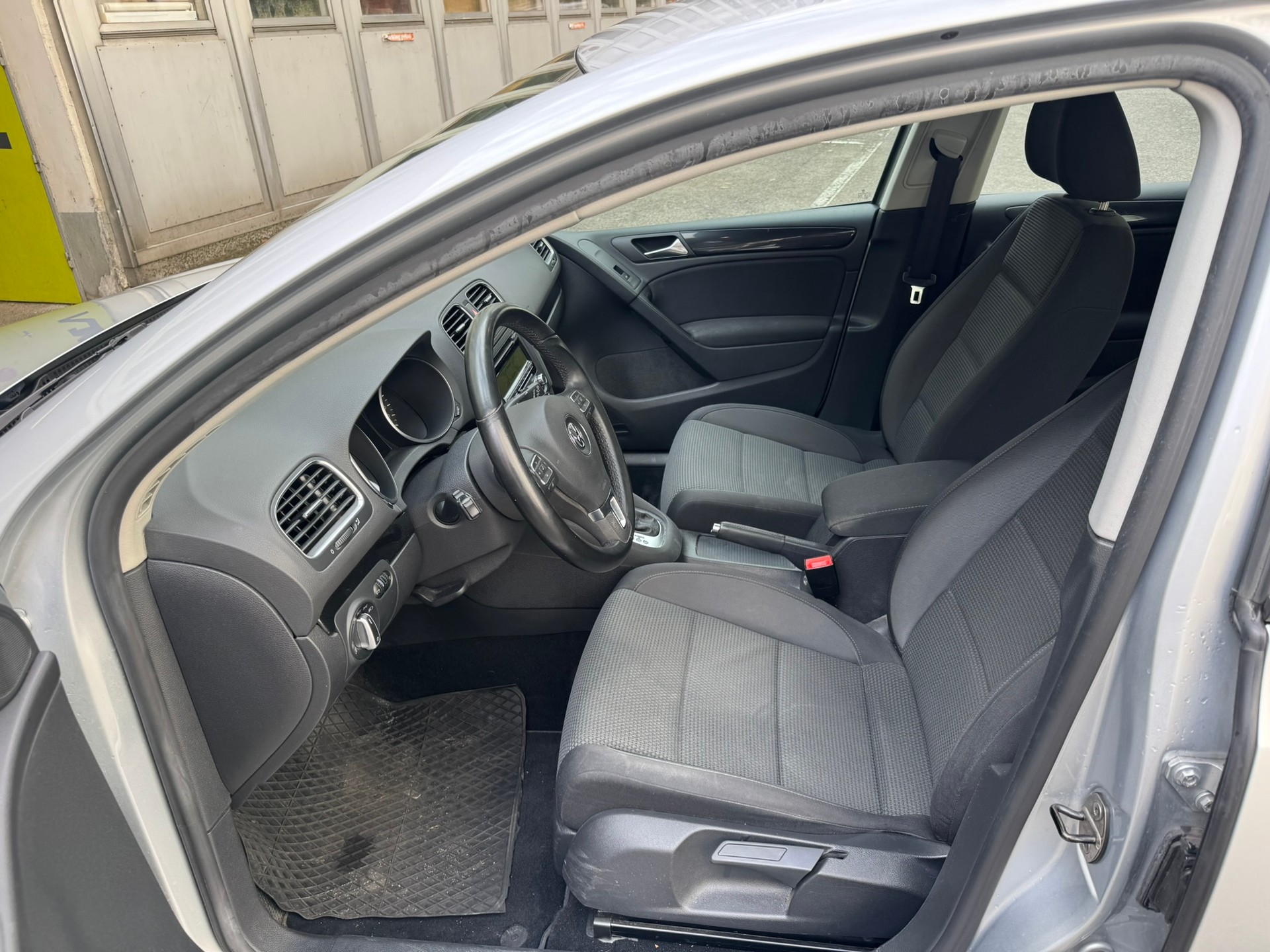 VW Golf 1.4 TSI Comfortline DSG-image-9