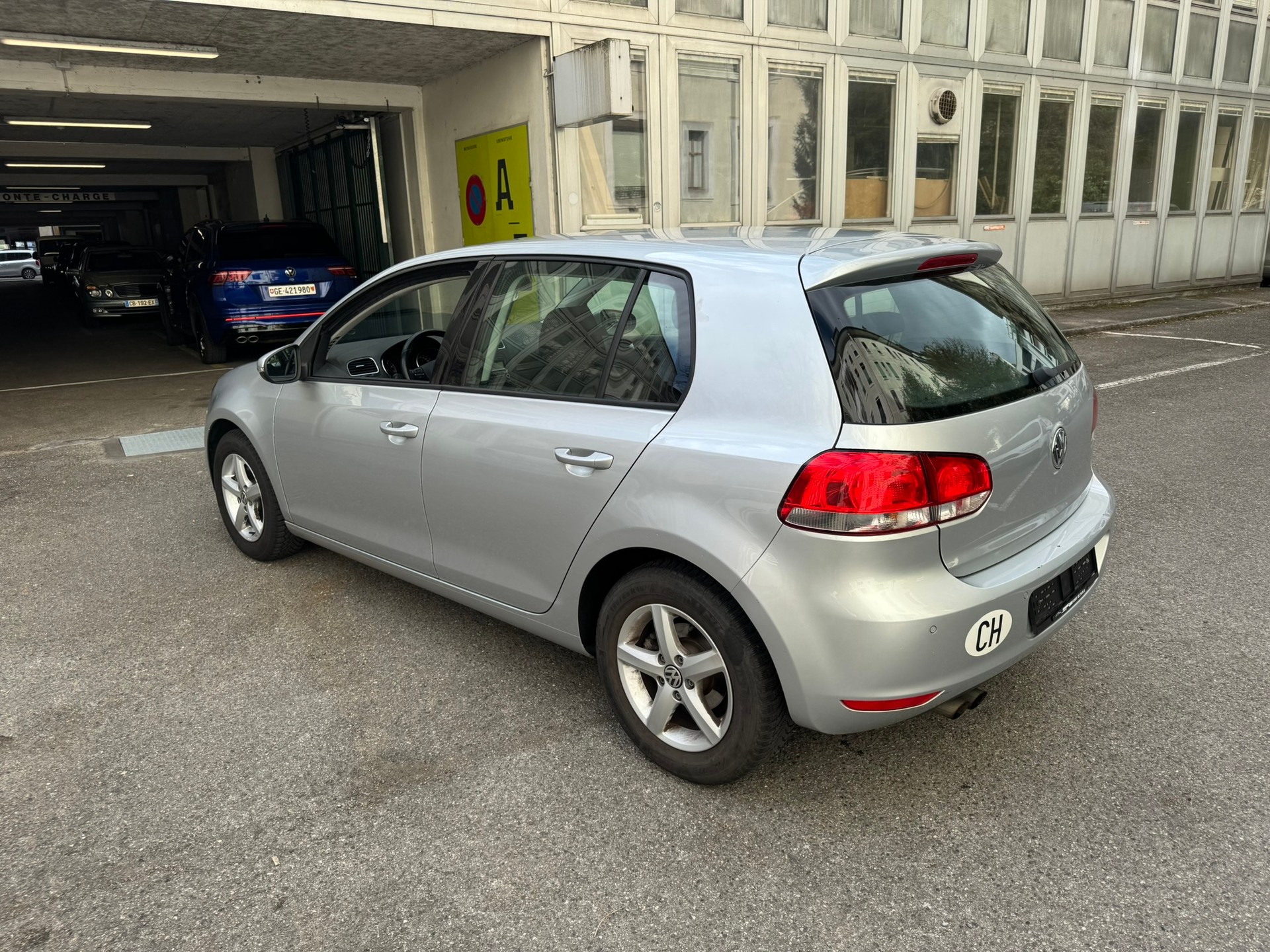 VW Golf 1.4 TSI Comfortline DSG-image-2